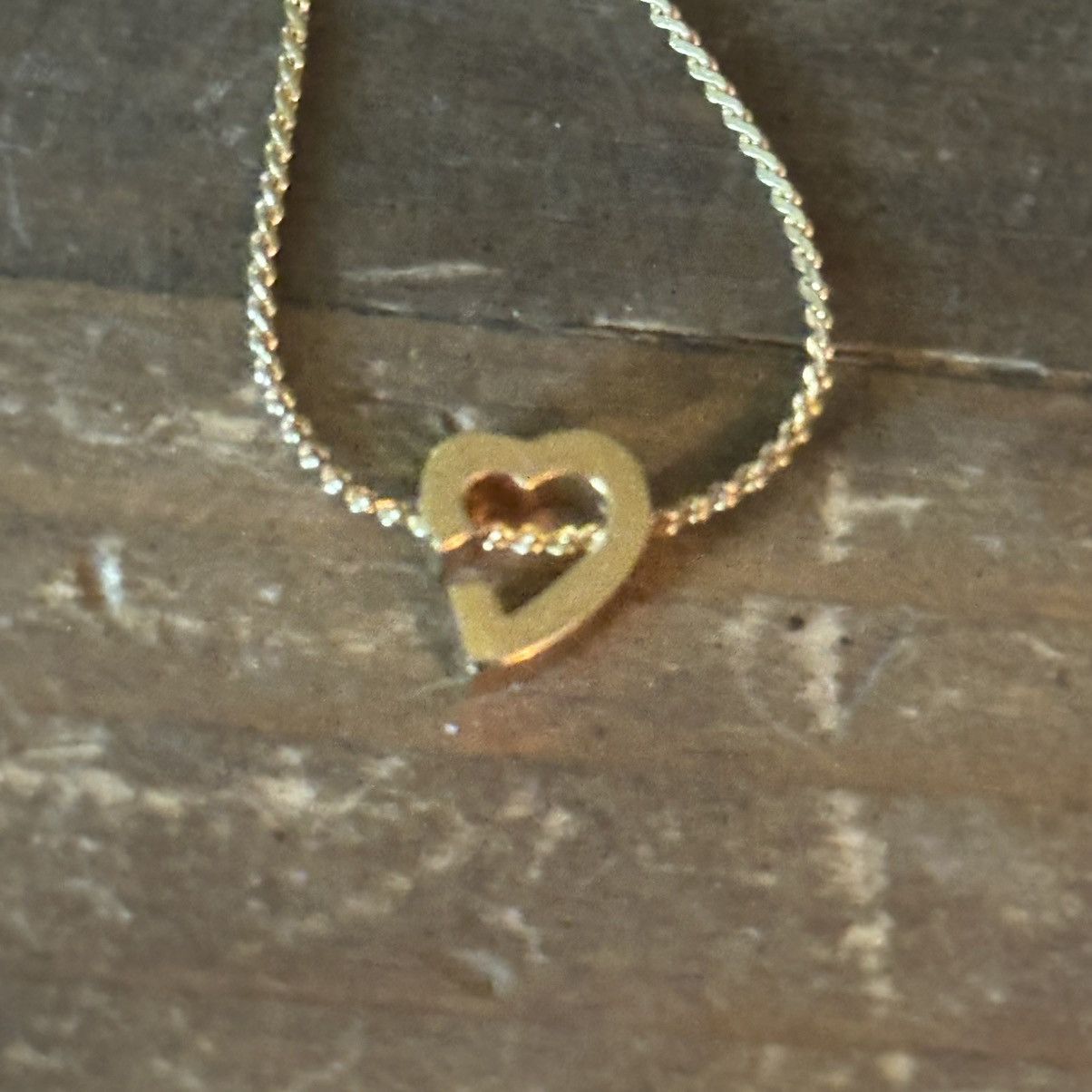 Vintage Vintage gold tone open heart pendant necklace Size ONE SIZE - 6 Thumbnail