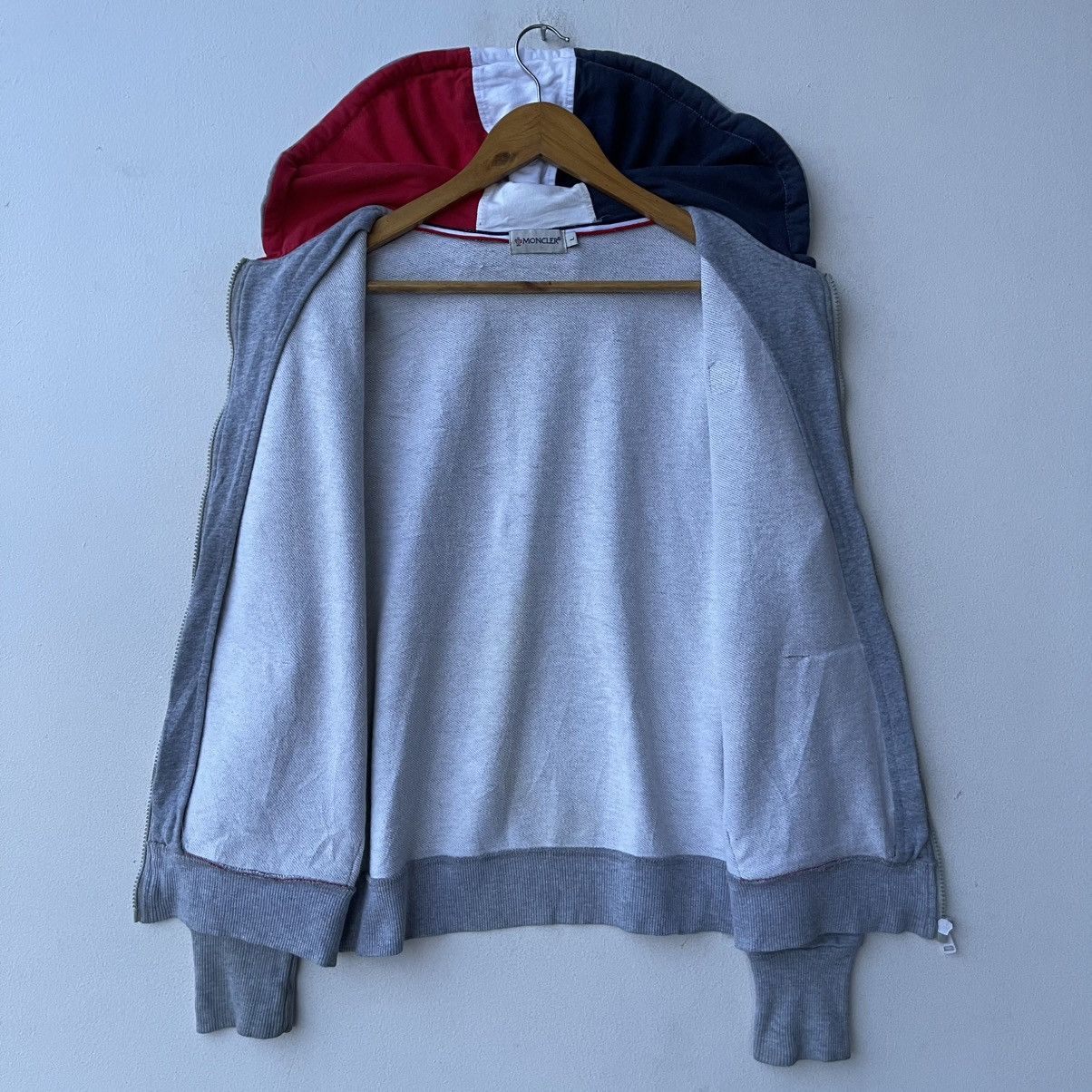Moncler Vintage Moncler Trashed Zip Up Hoodie Size US M / EU 48-50 / 2 - 3 Thumbnail