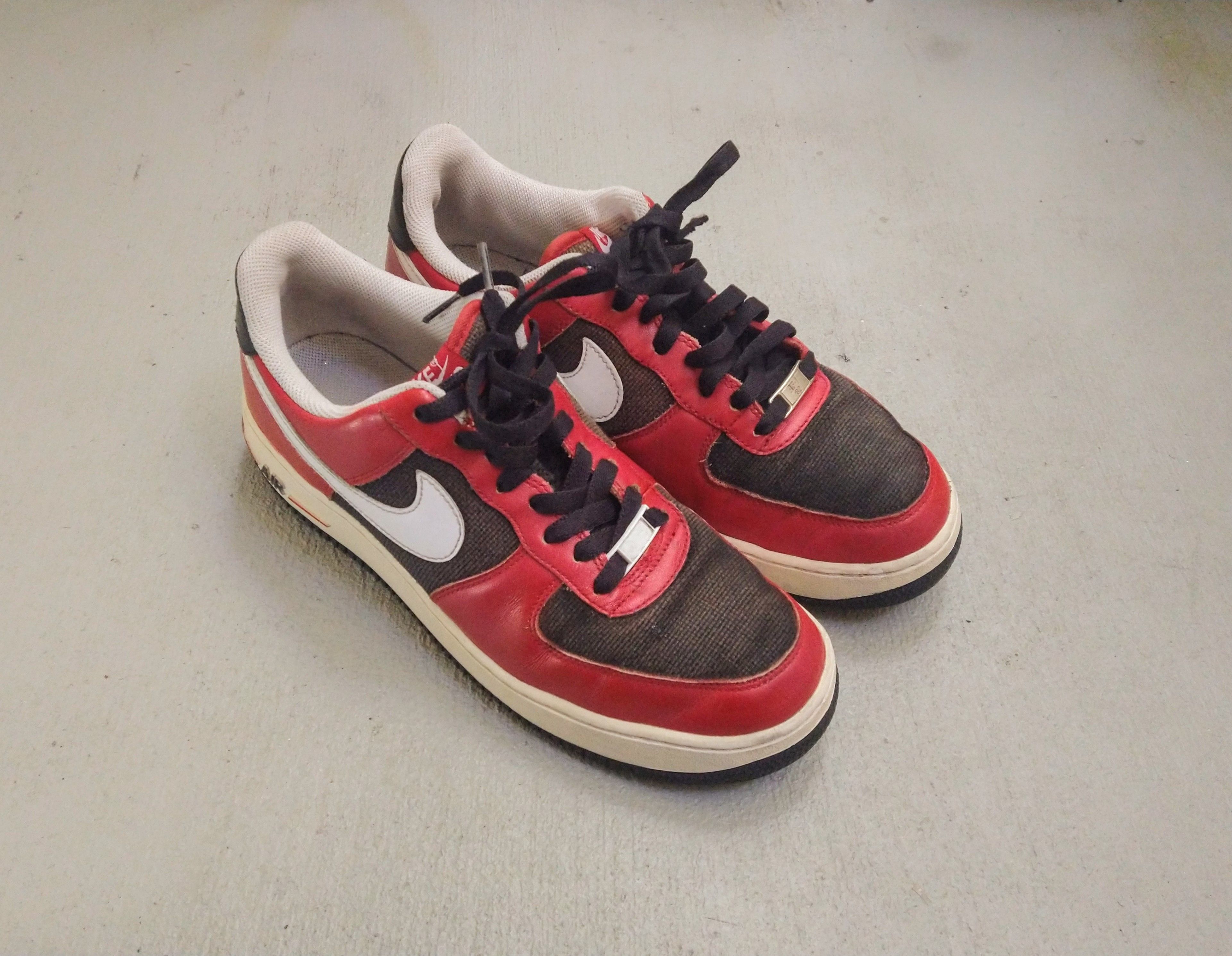 Nike Nike Air Force 1 Low Red Black Size 9.5 2009 315122-600 Size US 9.5 / EU 42-43 - 2 Thumbnail