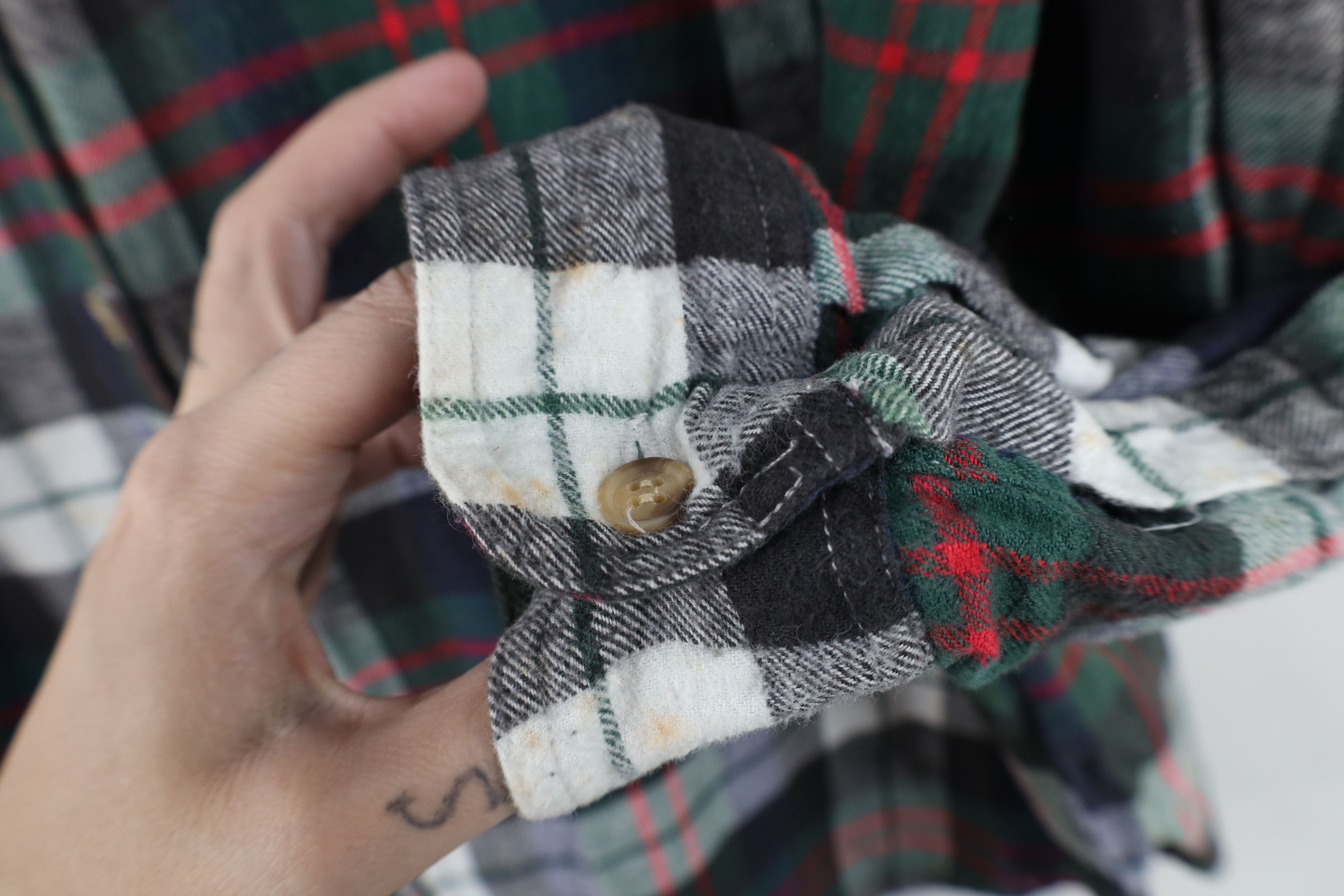 Vintage Vintage 90s Streetwear Flannel Collared Button Shirt Size L / US 10 / IT 46 - 11 Thumbnail