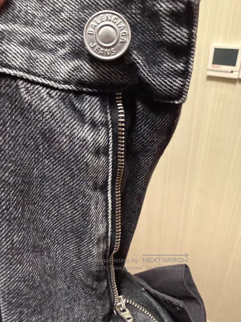 Balenciaga Balenciaga size S Washed Gray Flared Destroyed Denim Pants Size US 27 - 6 Thumbnail