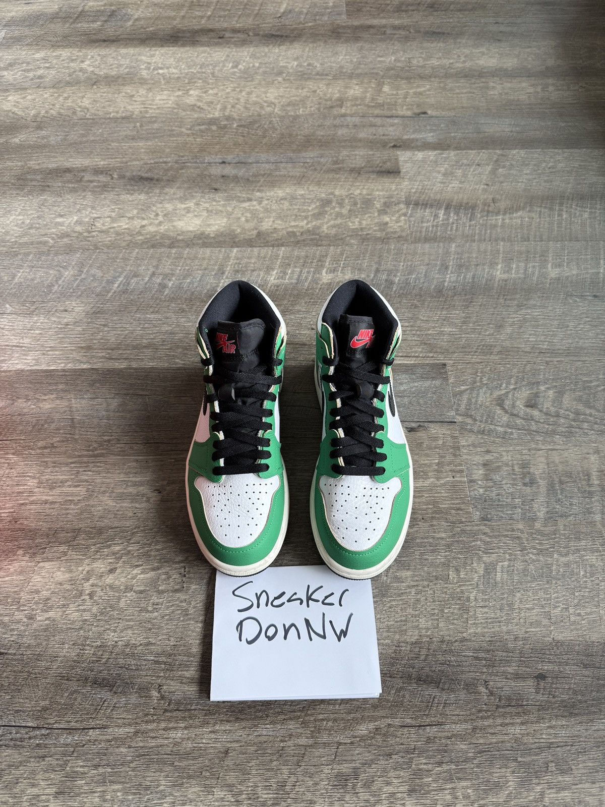 Jordan Brand Jordan 1 High Lucky Green (Women’s) Size US 7.5 / IT 37.5 - 1 Thumbnail