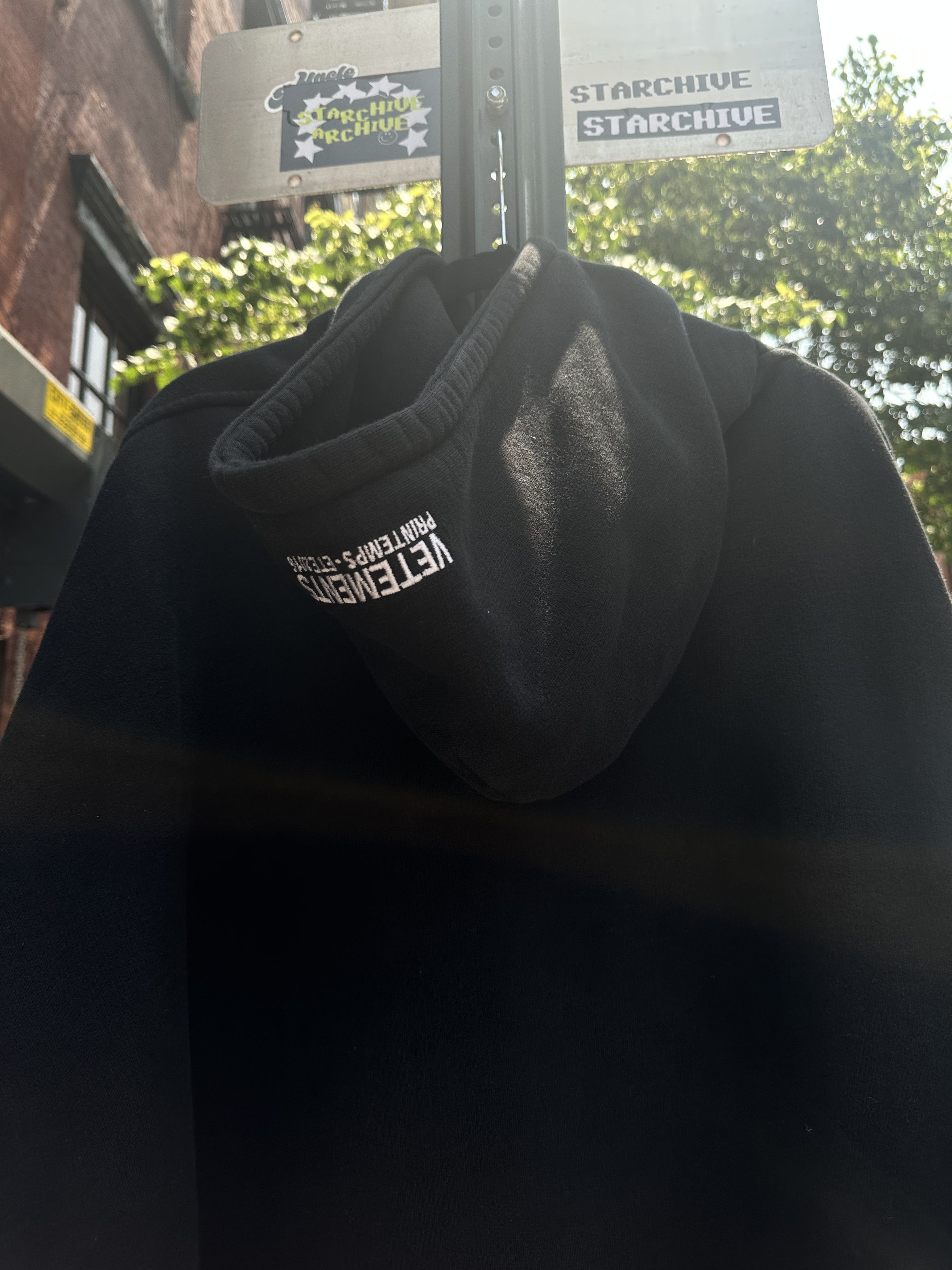 Vetements Vetements Coming Soon Hoodie Size US M / EU 48-50 / 2 - 4 Thumbnail