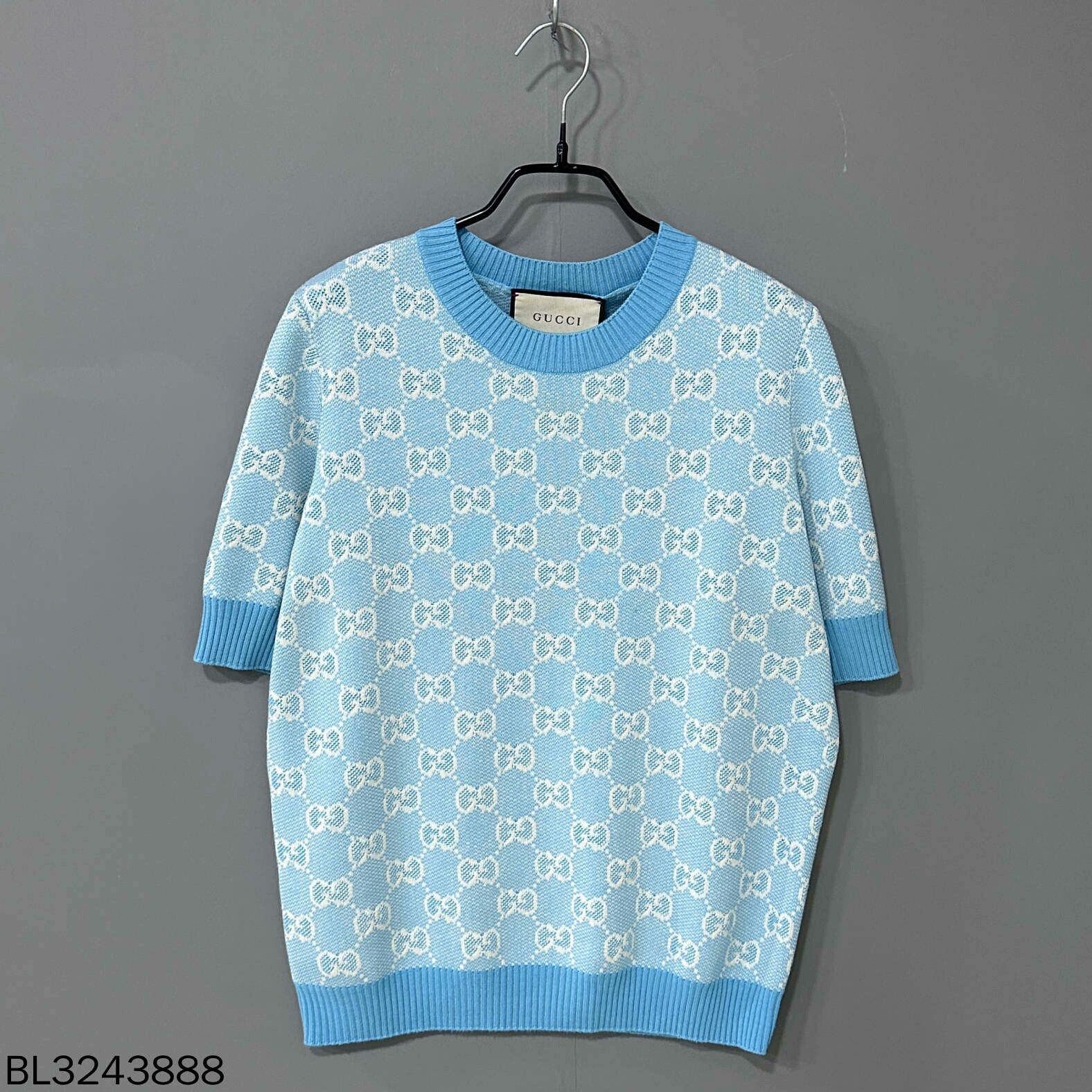 Gucci Gucci Monogram Logo Short Sleeve Size US XL / EU 56 / 4 - 1 Thumbnail