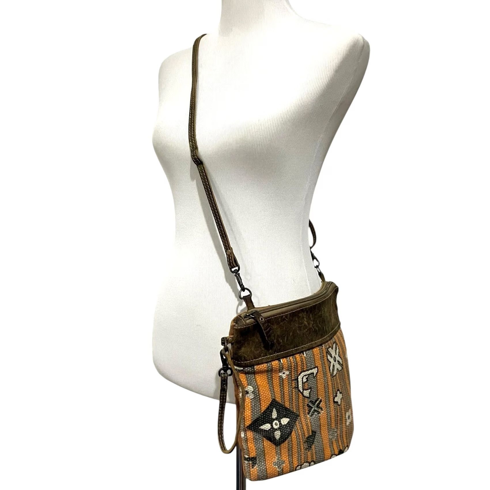 Vintage Myra Bag Crossbody Purse Orange Canvas Leather Strap Wristlet Rusty Trails Womens Bag Size ONE SIZE - 4 Thumbnail