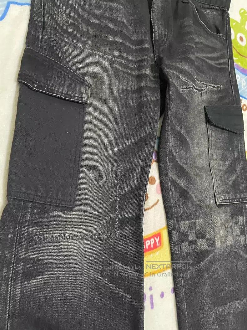 Neighborhood Neighborhood size L 11AW Black Icon Checkerboard Black Kin Size US 27 - 3 Thumbnail