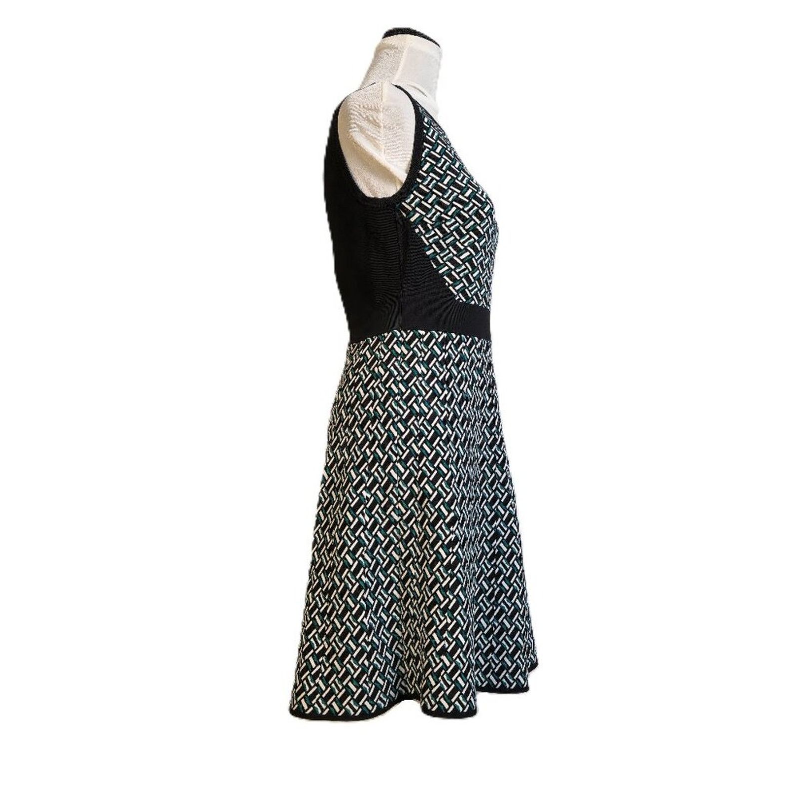 White House Black Market White House Black Market Size Small Dress Black & Emerald Size S / US 4 / IT 40 - 2 Thumbnail