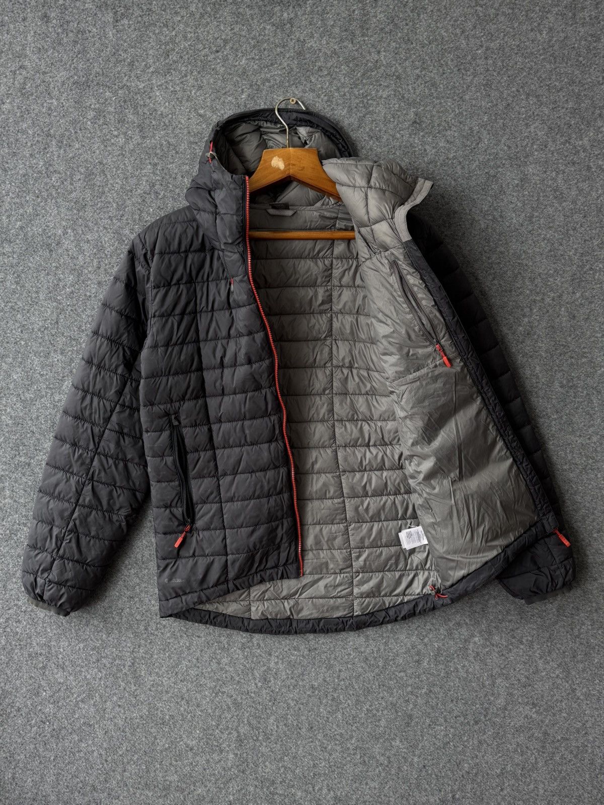Rab Rab Nebula Grey Jacket Cirrus system Size UKM Size US L / EU 52-54 / 3 - 17 Thumbnail