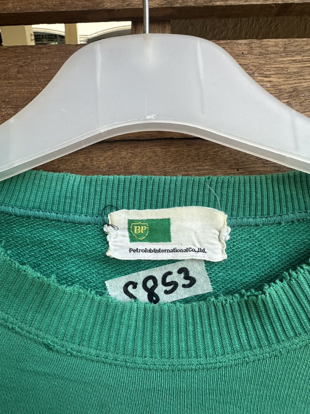 Formula 1 Vintage Distressed British Petroleum BP Sweatshirt Size US L / EU 52-54 / 3 - 4 Thumbnail