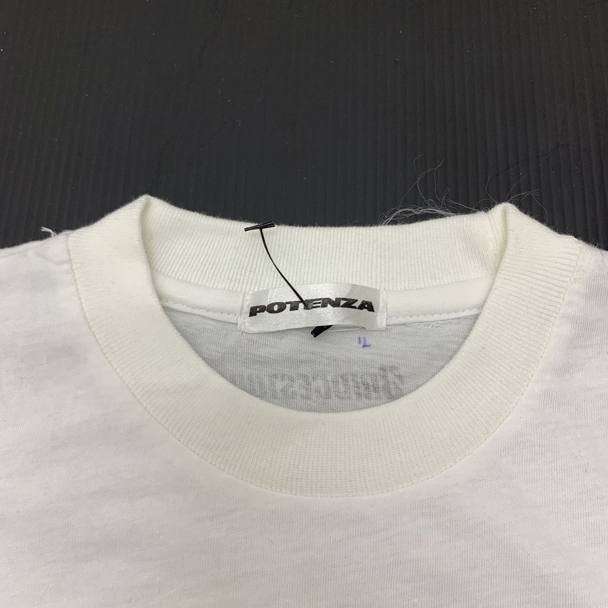 Vintage Vintage 90s Mika Hakkinen West Mclaren Mercedes F1 Tshirt Size US L / EU 52-54 / 3 - 5 Thumbnail