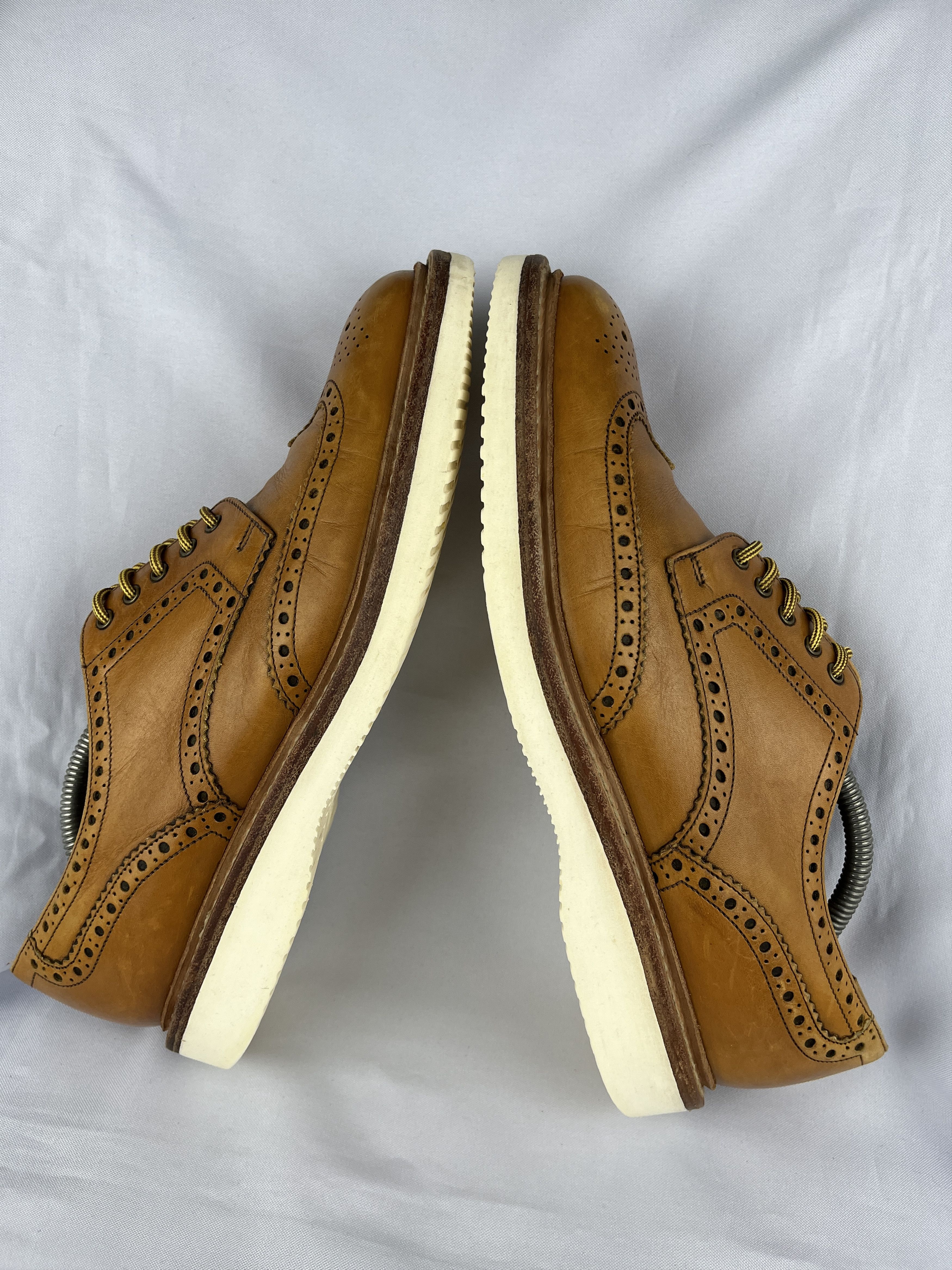 Genuine Leather × Loake Loake Hal Brogue Leather Shoes Size UK 8.5 EU 42.5 CM 27.1 Size US 8.5 / EU 41-42 - 9 Thumbnail