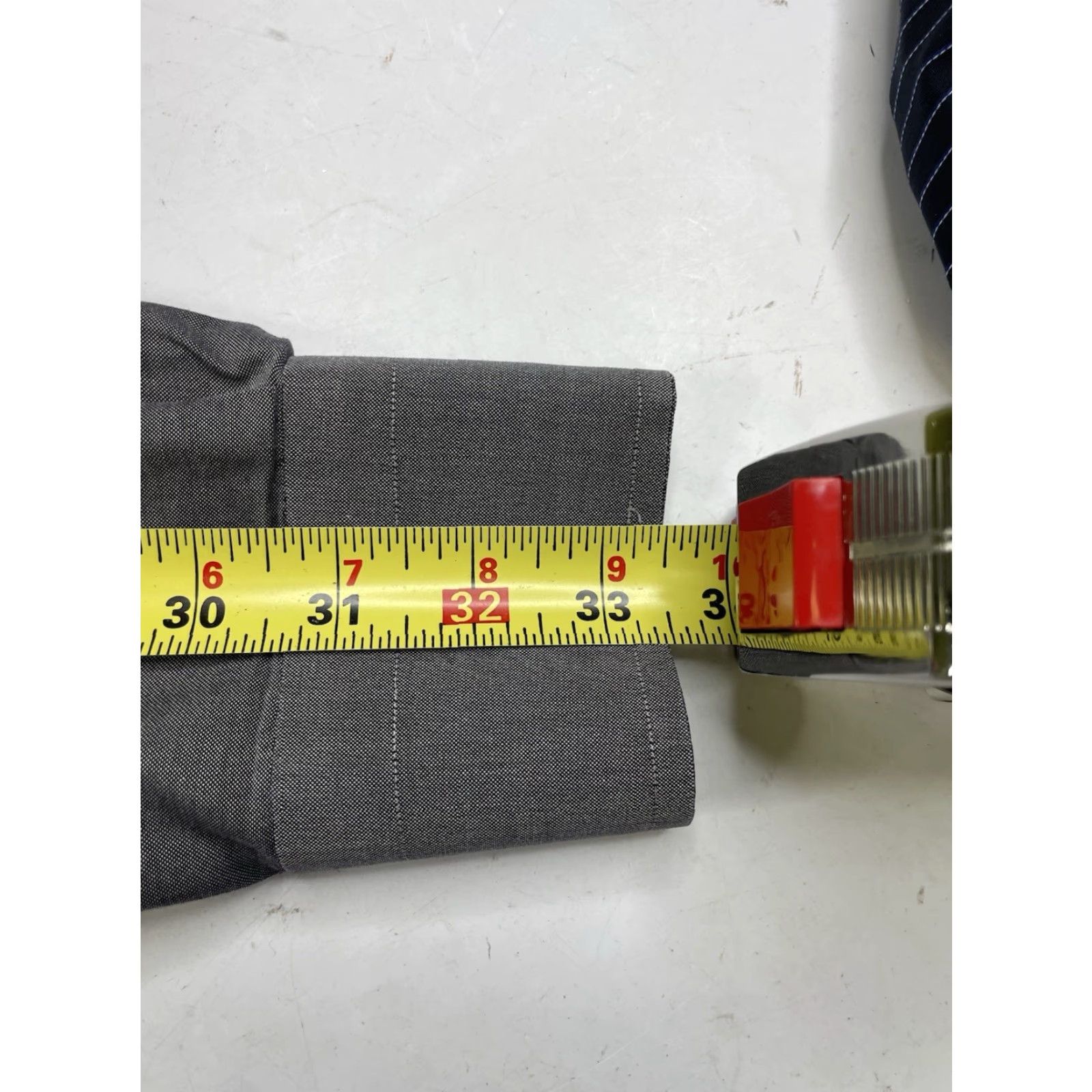 Vintage VINTAGE Oxxford Dress Shirt Men 16.5 42 Gray Cotton Cashmere Italy Handmade Long Sleeve Button Shirt Regular Classic Size 16.5/42 Mens Size 46R - 6 Thumbnail