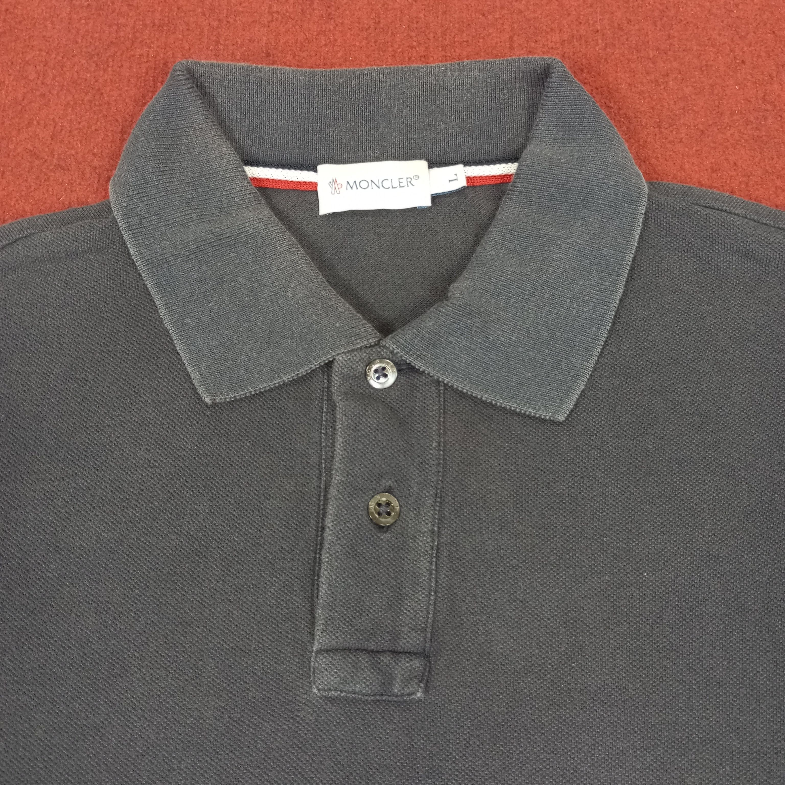 Vintage Moncler Casual Style Polos Size US L / EU 52-54 / 3 - 2 Thumbnail
