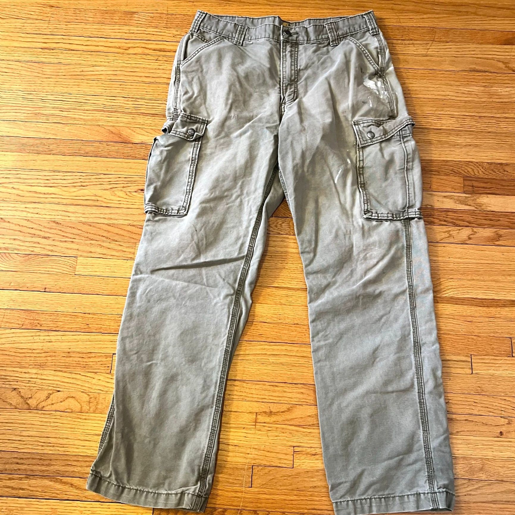 Carhartt Carhartt Cargo Pants Mens 38 x 34 Relaxed Work Distressed Green Tan 34x32 Men Cargo Mens Green Tan Distressed Stains Hole"} Size US 36 / EU 52 - 2 Thumbnail