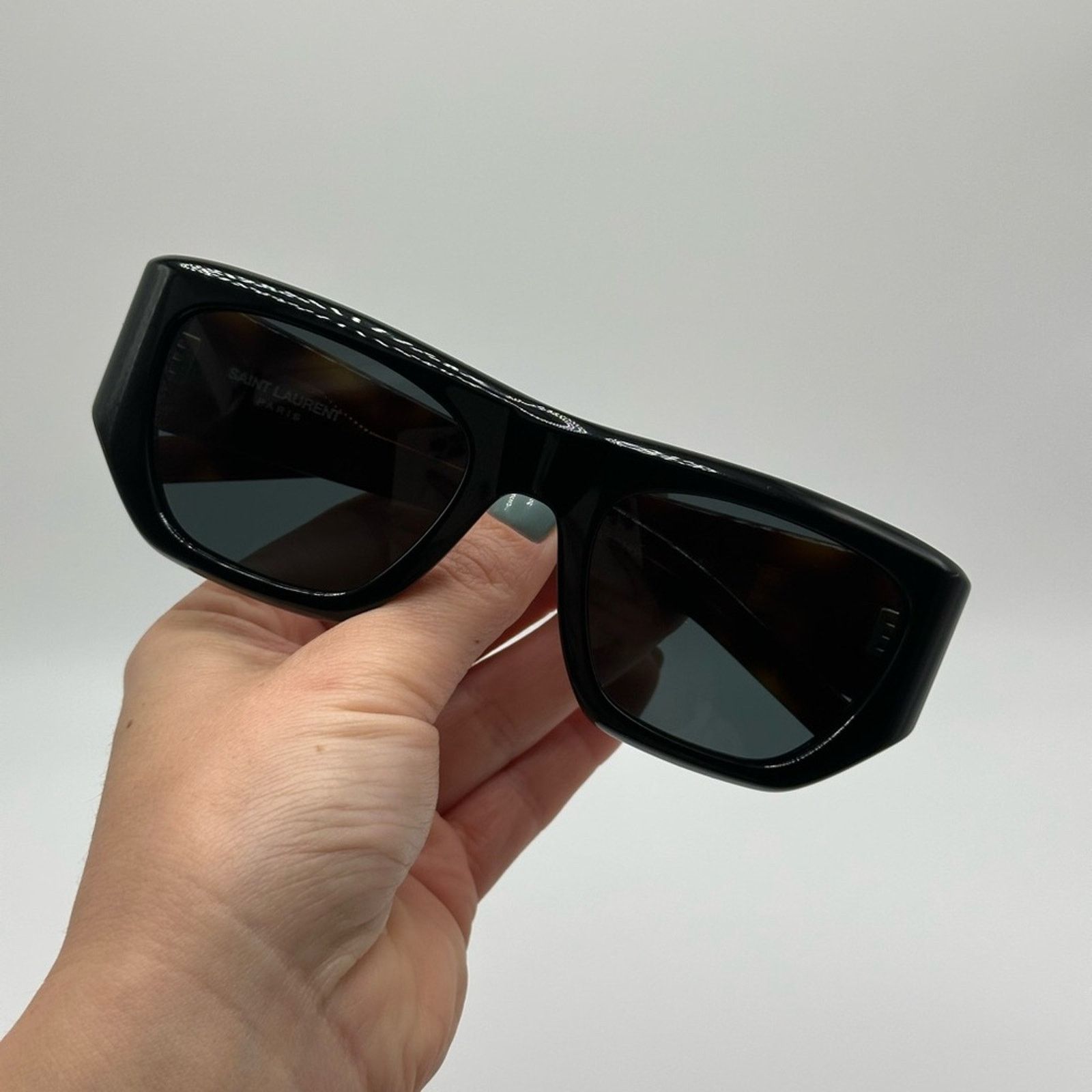 Yves Saint Laurent NEW SAINT LAURENT SUNGLASSES SL740 004 Black Havana Women Size ONE SIZE - 9 Thumbnail