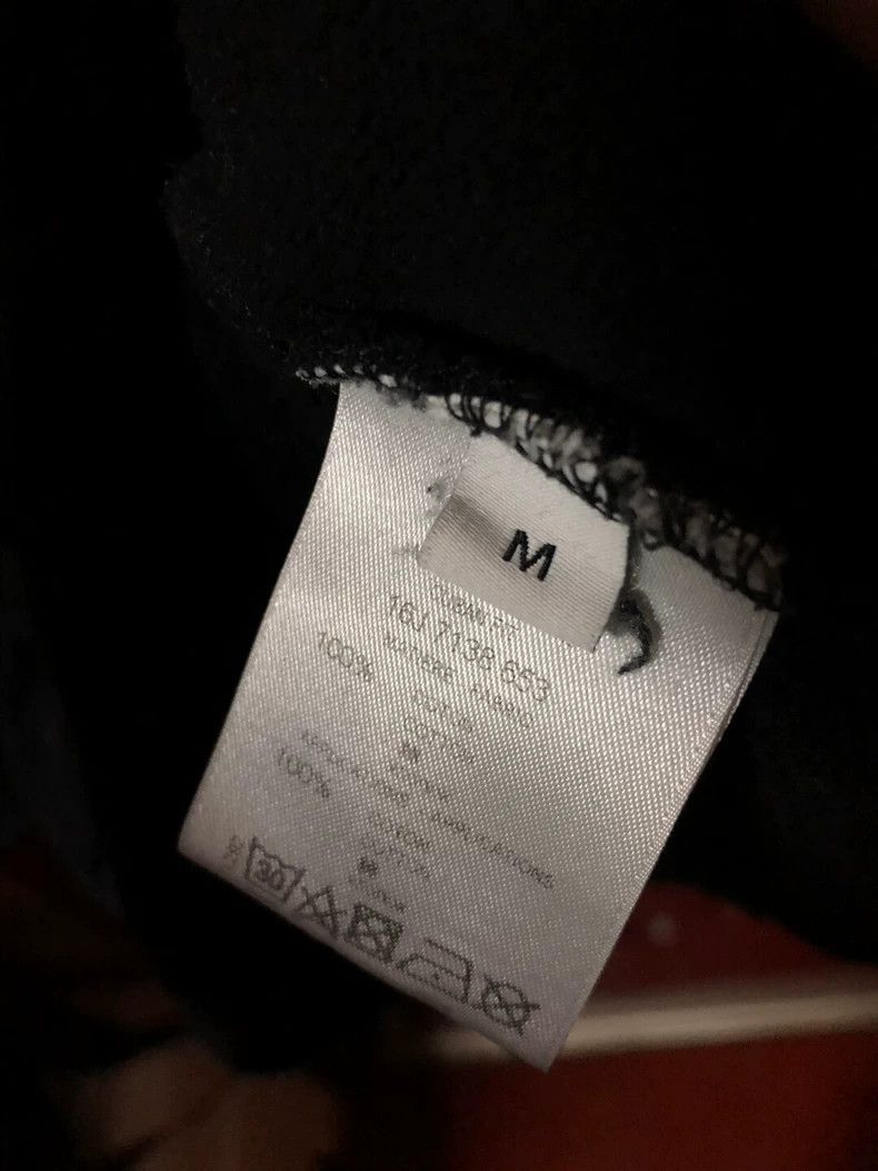 Givenchy Givenchy Ripped sweater M size Size US M / EU 48-50 / 2 - 4 Thumbnail