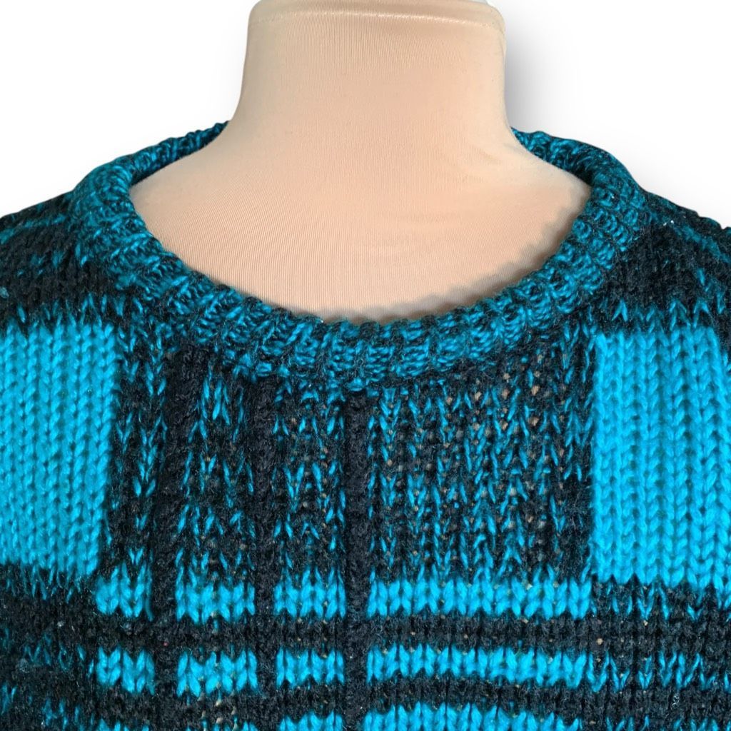 Vintage Vintage Street Scene Teal Black Checkered Plaid Loose Knit Pullover Sweater Size US M / EU 48-50 / 2 - 5 Thumbnail