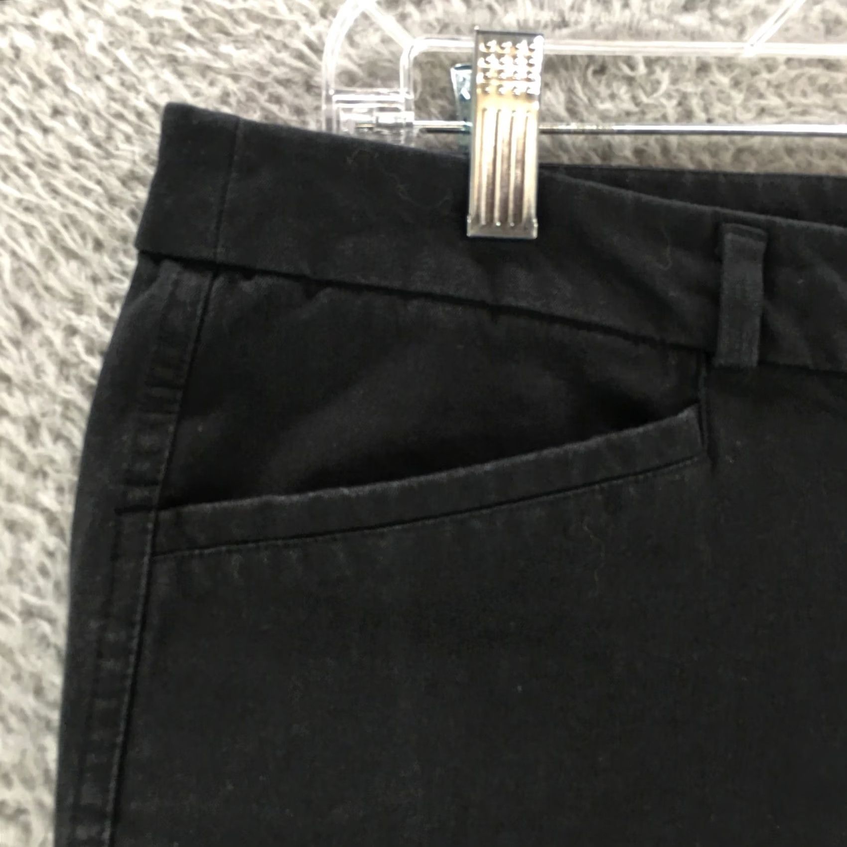 Banana Republic Banana Republic Pants Womens 8 Black Mid Rise Zip Fly Straight Chino Size 30" / US 8 / IT 44 - 3 Thumbnail