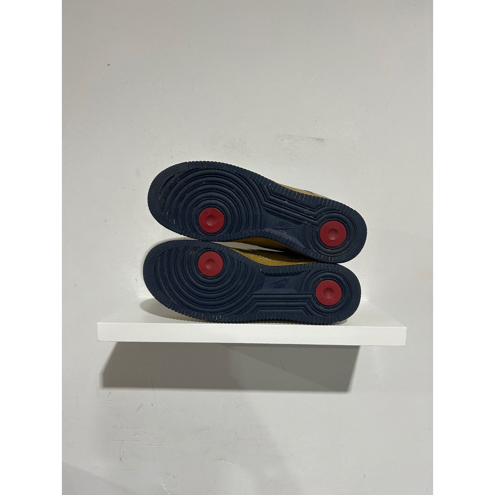 Nike NIKE AF1 CHARLES BARKLEY SIZE 9 Size US 9 / EU 42 - 2 Thumbnail