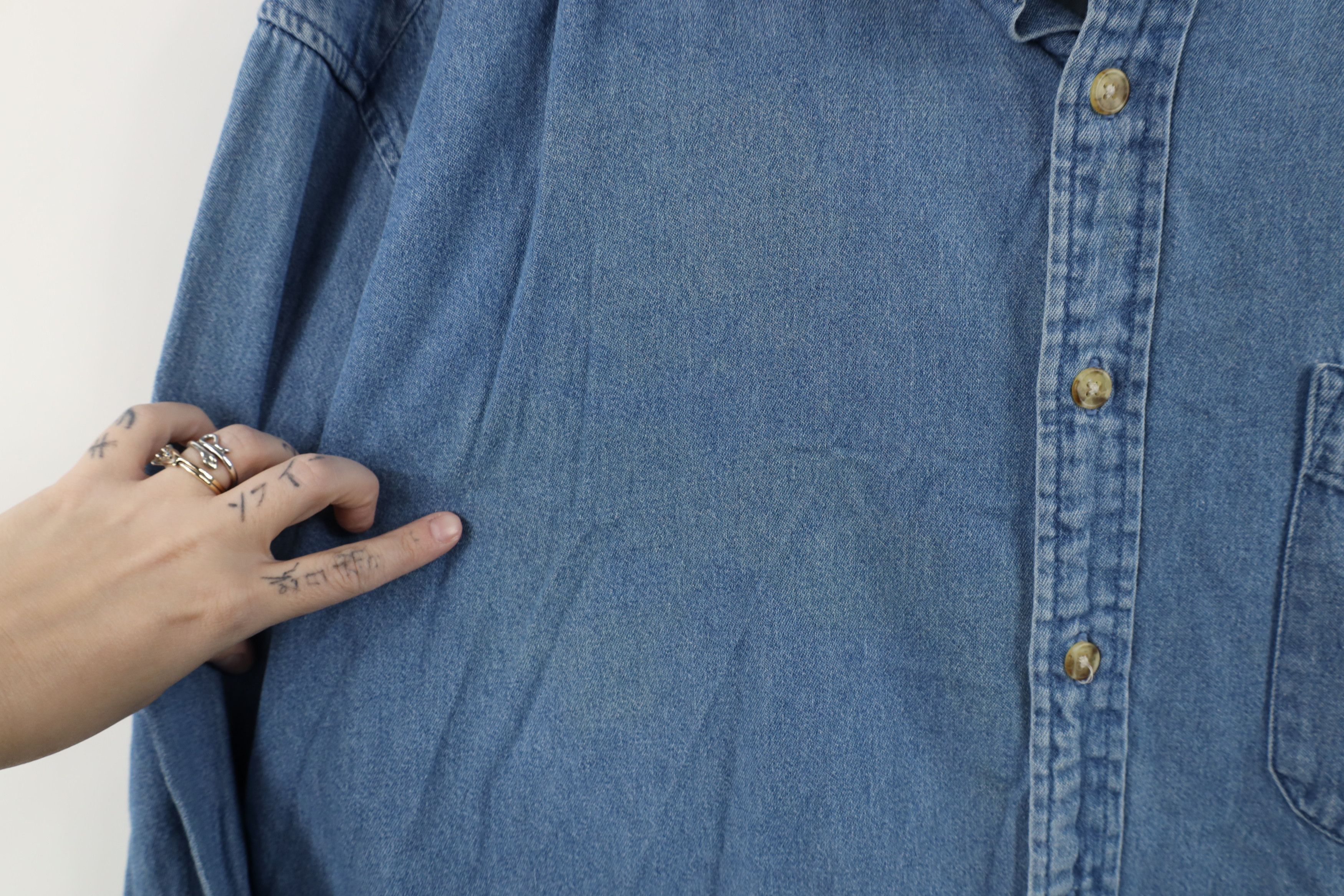 Vintage Vintage 90s Streetwear Denim Jean Collared Button Down Shirt Size US XXL / EU 58 / 5 - 6 Thumbnail