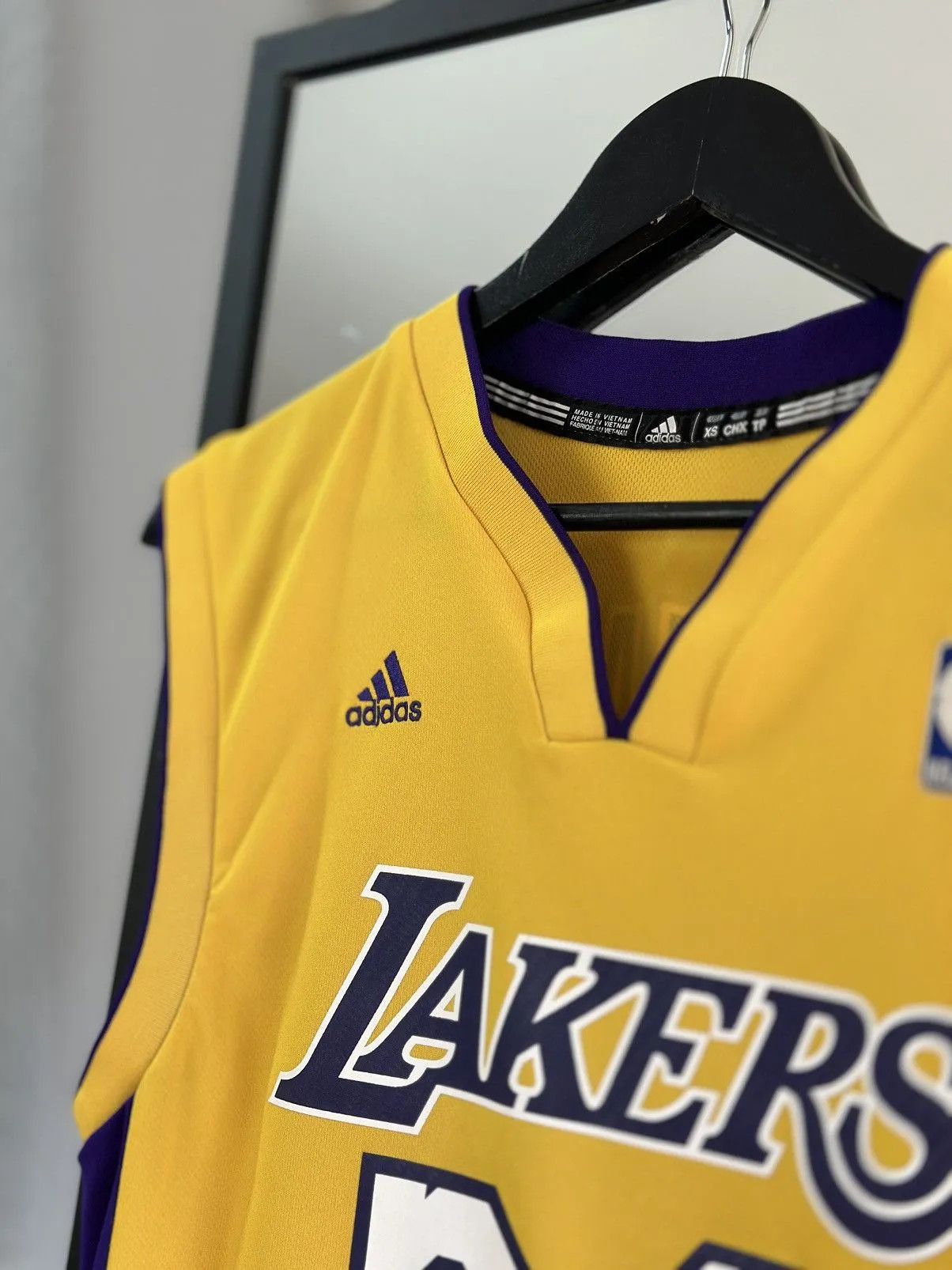 NBA Los Angeles Lakers Basketball Jersey Adidas NBA Kobe BRYANT Size US XS / EU 42 / 0 - 7 Thumbnail