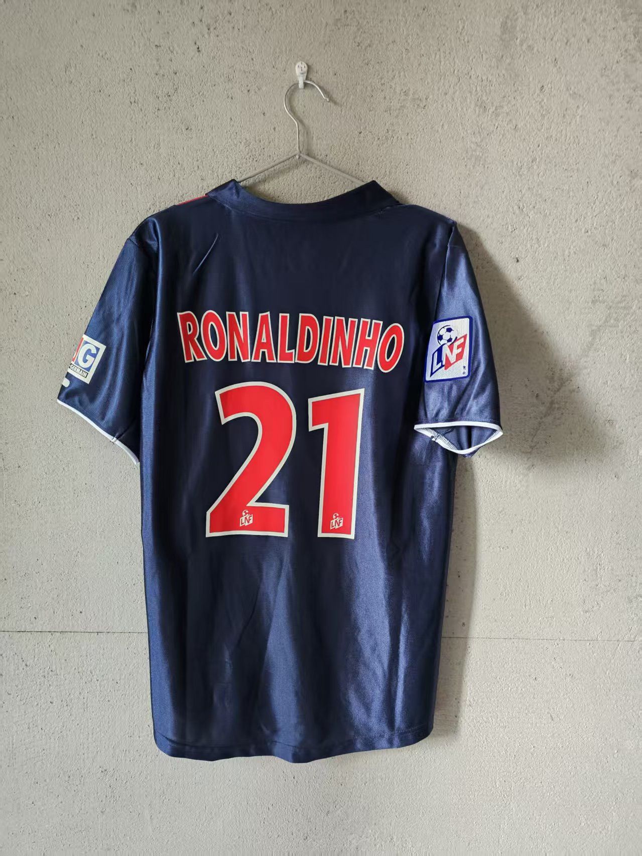 Other PSG 21 Ronaldinho Jersey Size US S / EU 44-46 / 1 - 2 Thumbnail