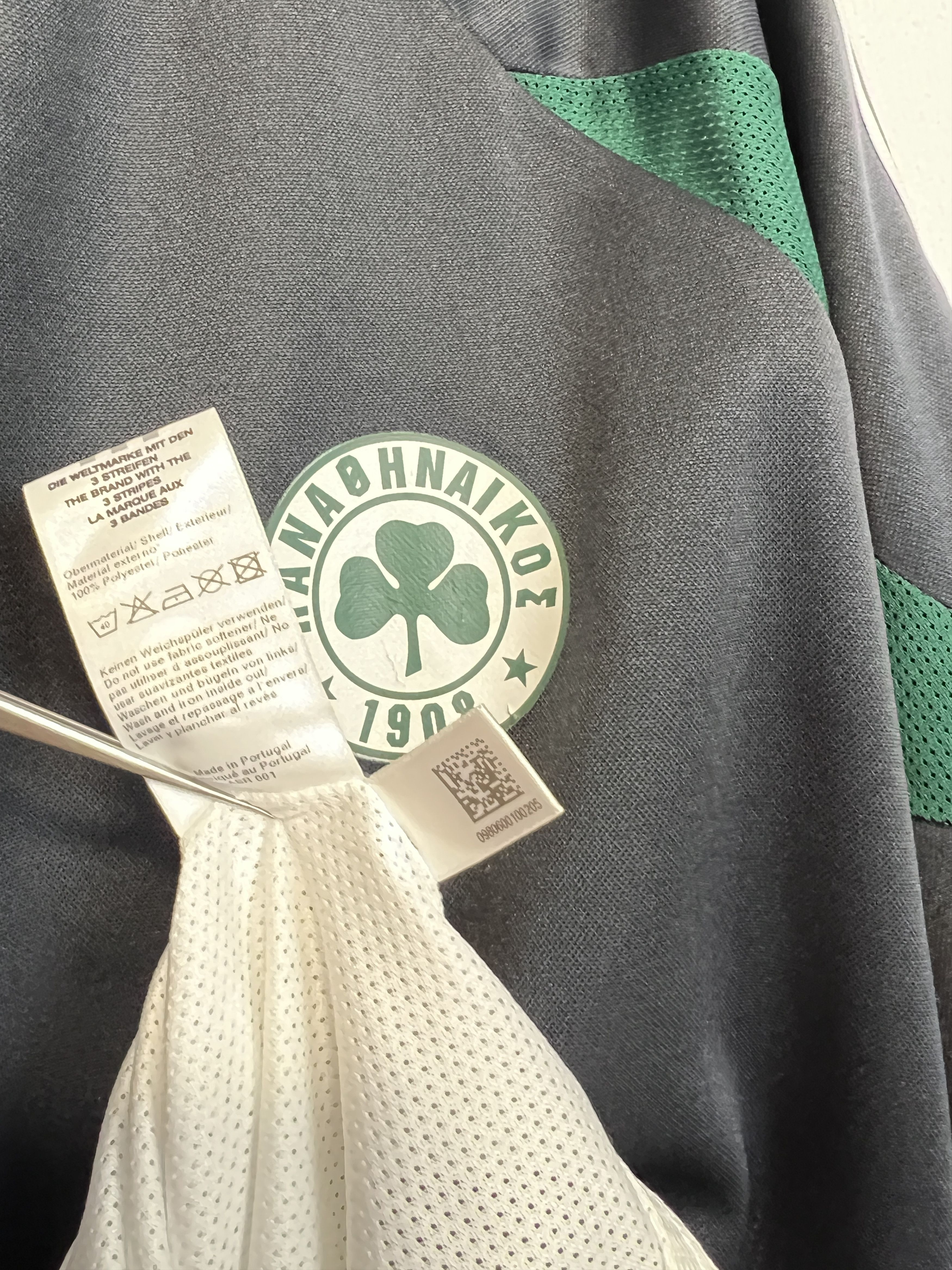 Adidas Panathinaikos Away football shirt Soccer Player Issue Jersey Size US L / EU 52-54 / 3 - 8 Thumbnail