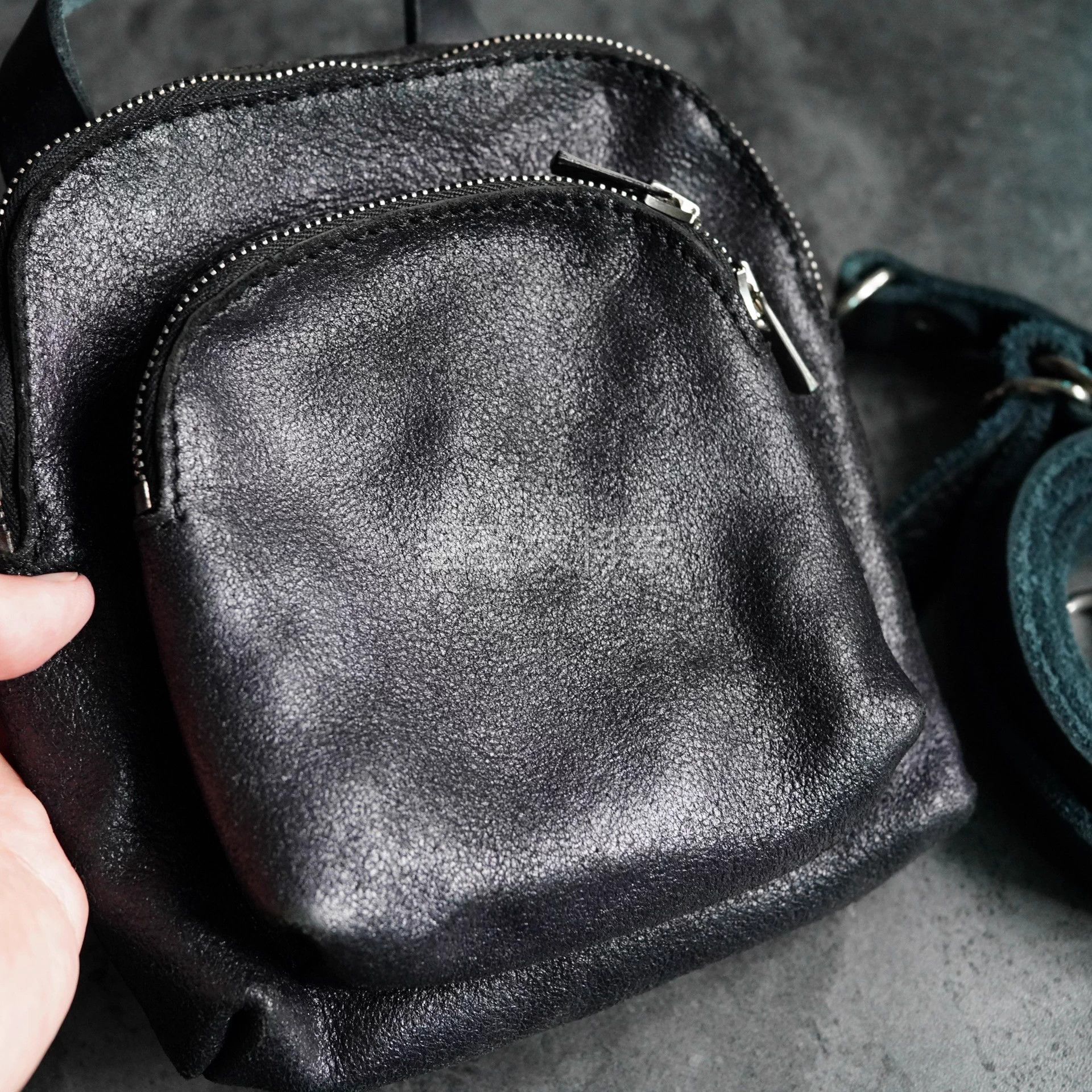 Guidi Rare Guidi DBP05 Anniv Black Purple Pearlized Horsehide Bag Size ONE SIZE - 3 Thumbnail