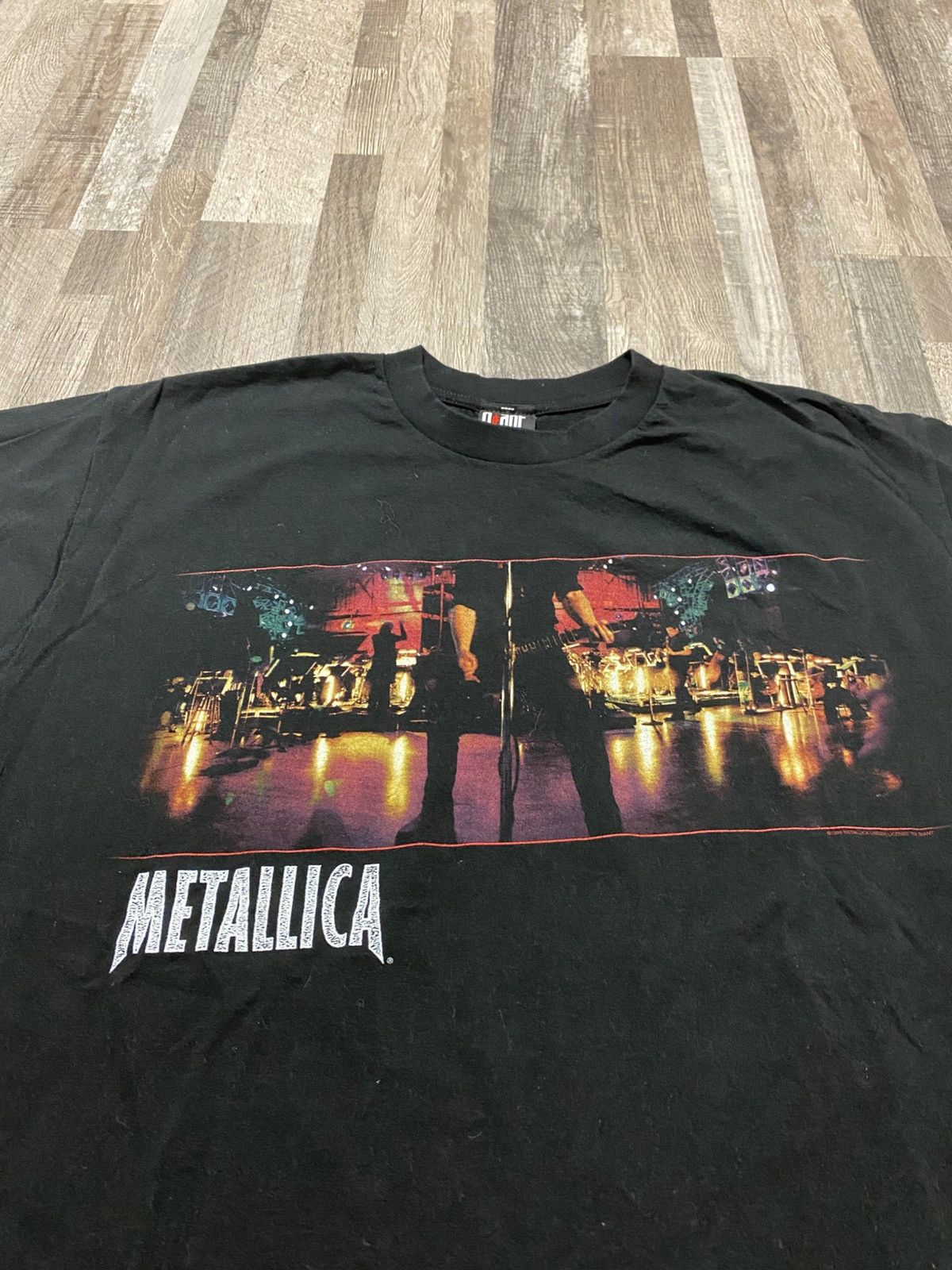 Metallica Vintage 1999 Metallica Giant S&M Tour Band Tee T shirt Grail Size US XL / EU 56 / 4 - 2 Thumbnail