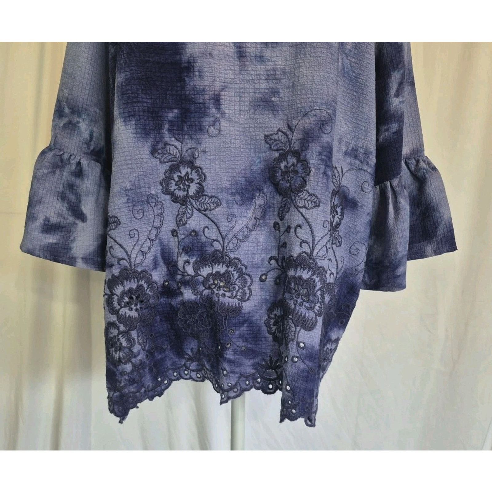 Other New Calessa Womens Embroidered Floral Blue Top Blouse L Size L / US 10 / IT 46 - 6 Thumbnail