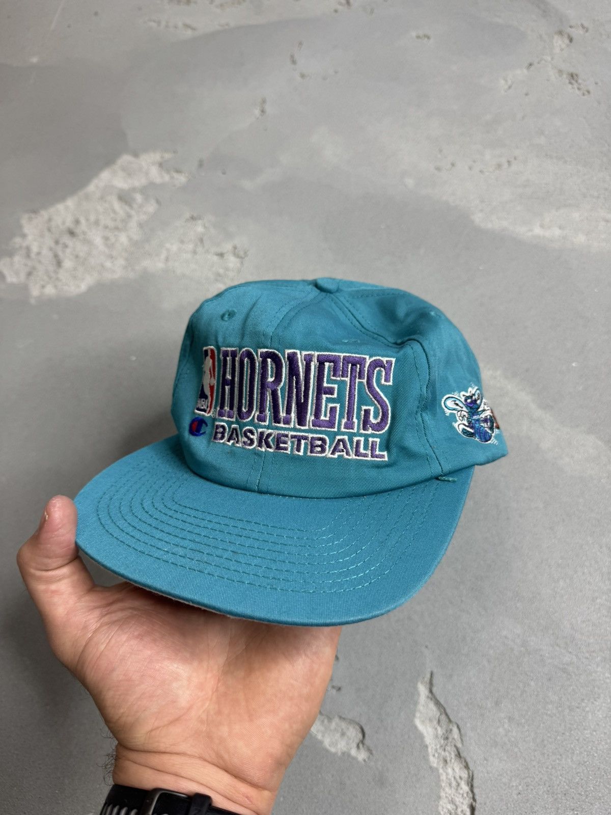 NBA Vintage cap Hornets NBA rare basketball hat wasp Size ONE SIZE - 1 Thumbnail