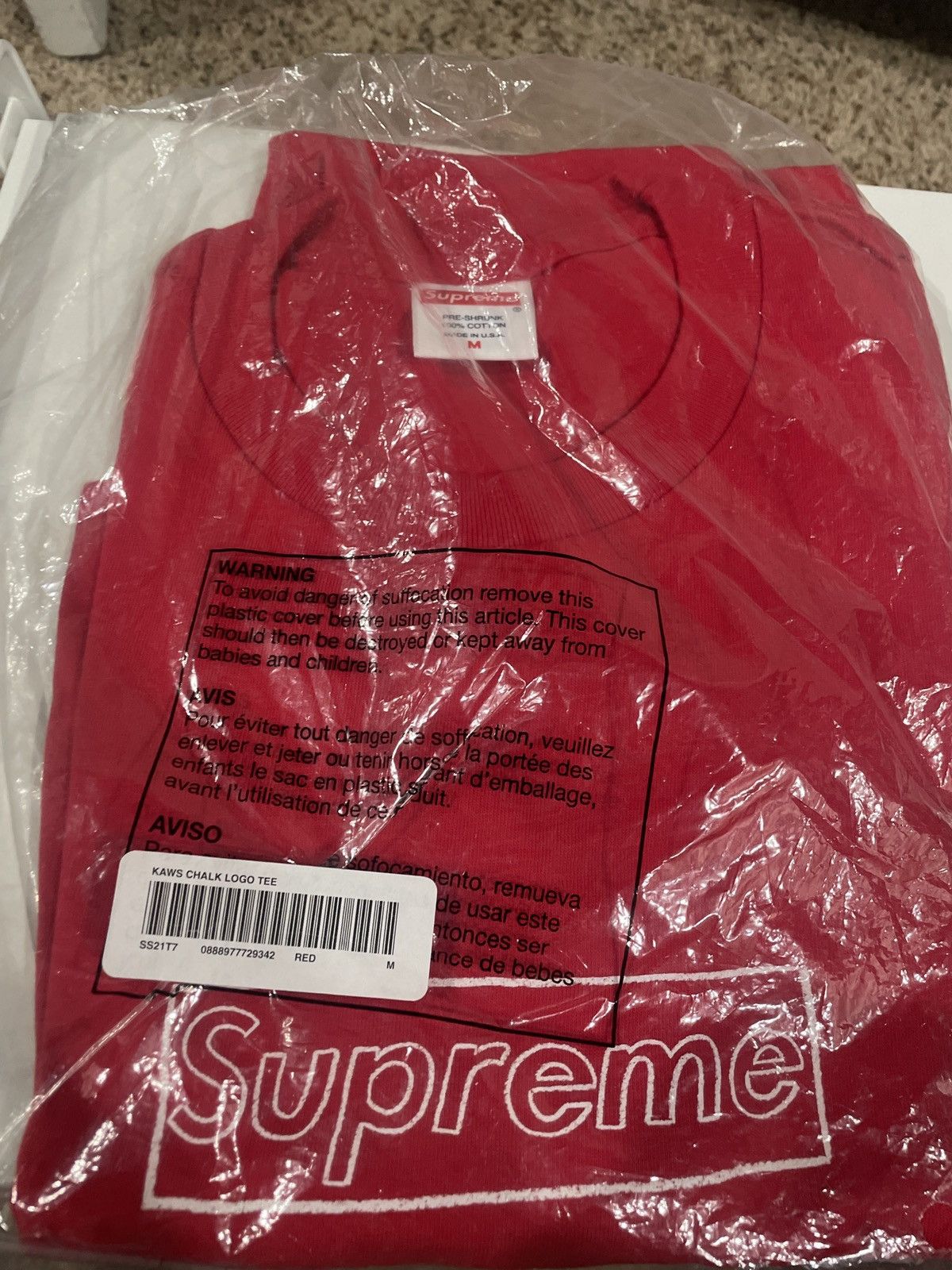 Kaws × Supreme Supreme kaws chalk box logo Size US M / EU 48-50 / 2 - 3 Thumbnail