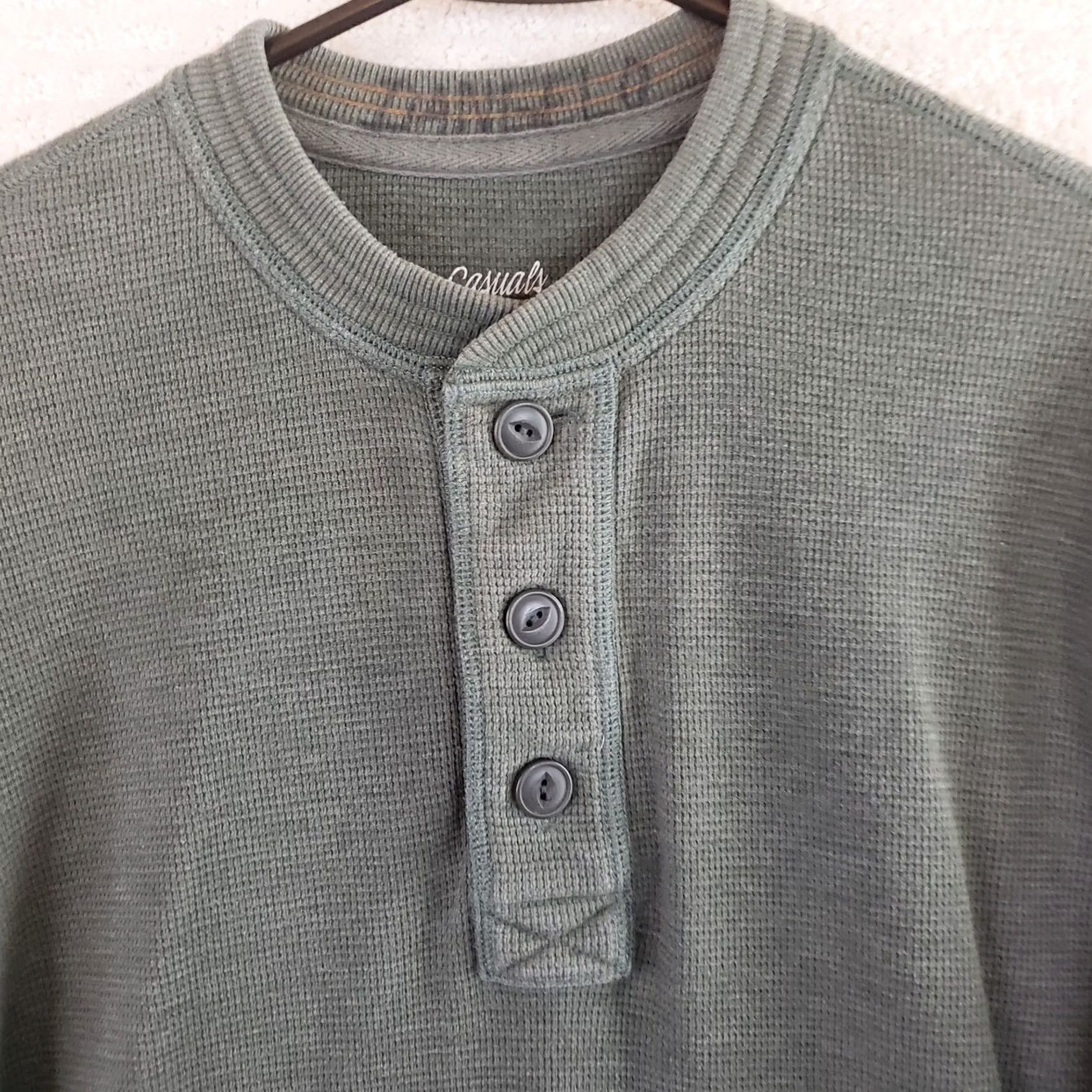 Roundtree & Yorke Casuals Henley Shirt Men M Green Long Sleeve Thermal Outdoor Waffle Knit Size US M / EU 48-50 / 2 - 3 Thumbnail