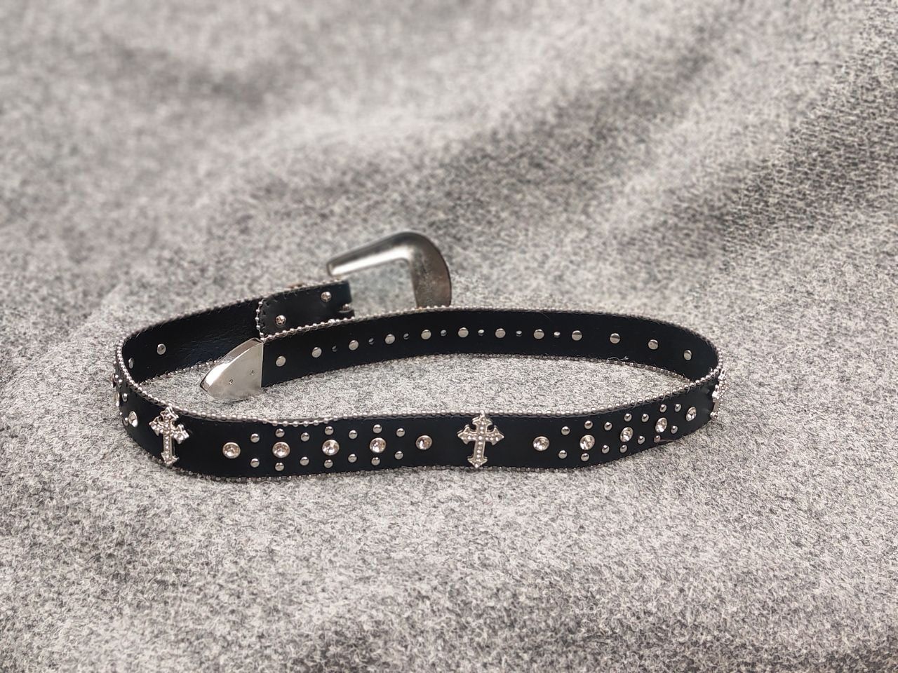 Le Grande Bleu (L.G.B.) Vintage with cross BB. Simon Style Belt Black Leather Y2K Size ONE SIZE - 7 Thumbnail