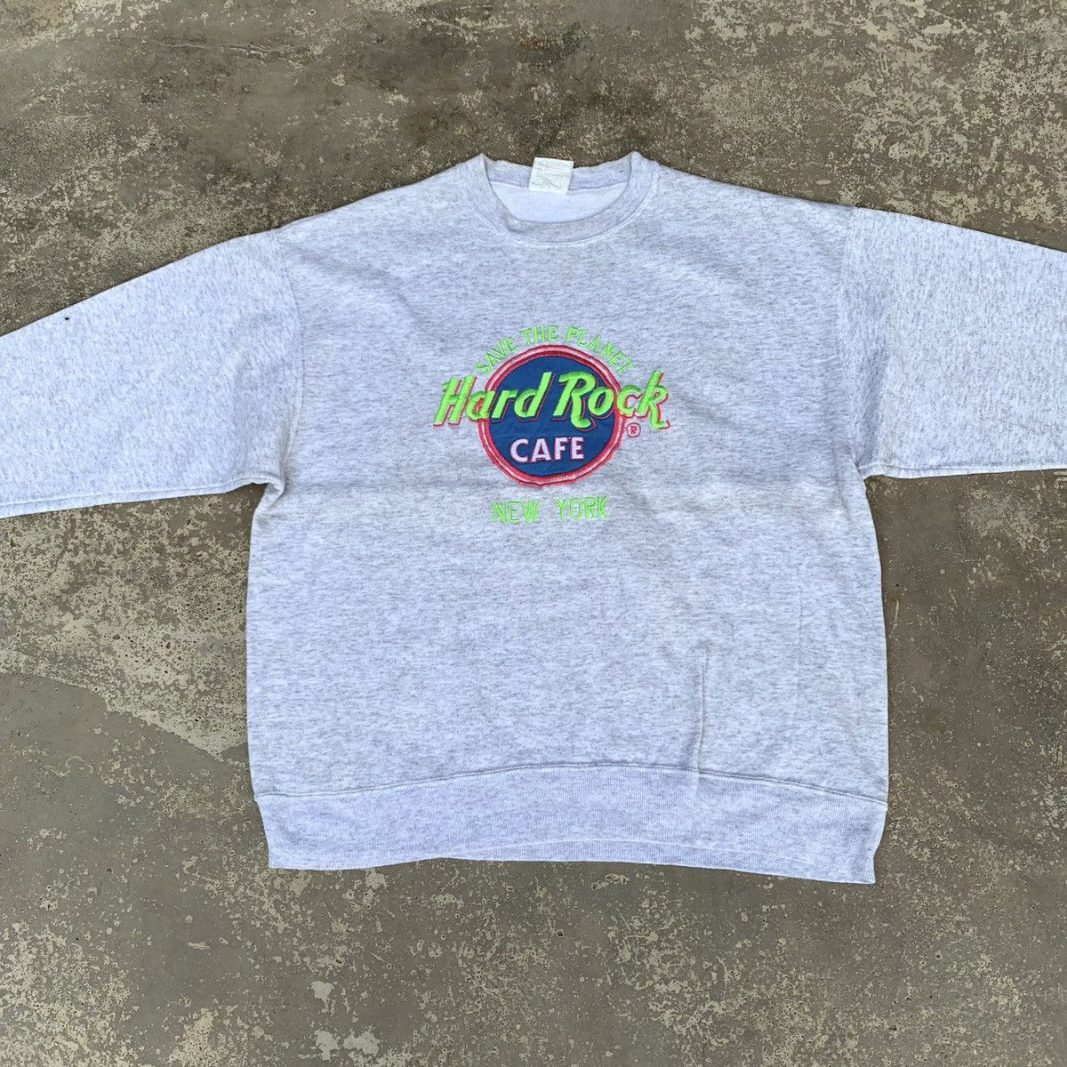 Hard Rock Cafe × Vintage Vintage 90s Hard Rock Cafe NewYork Crewneck Embroidered Logo Size US M / EU 48-50 / 2 - 4 Thumbnail