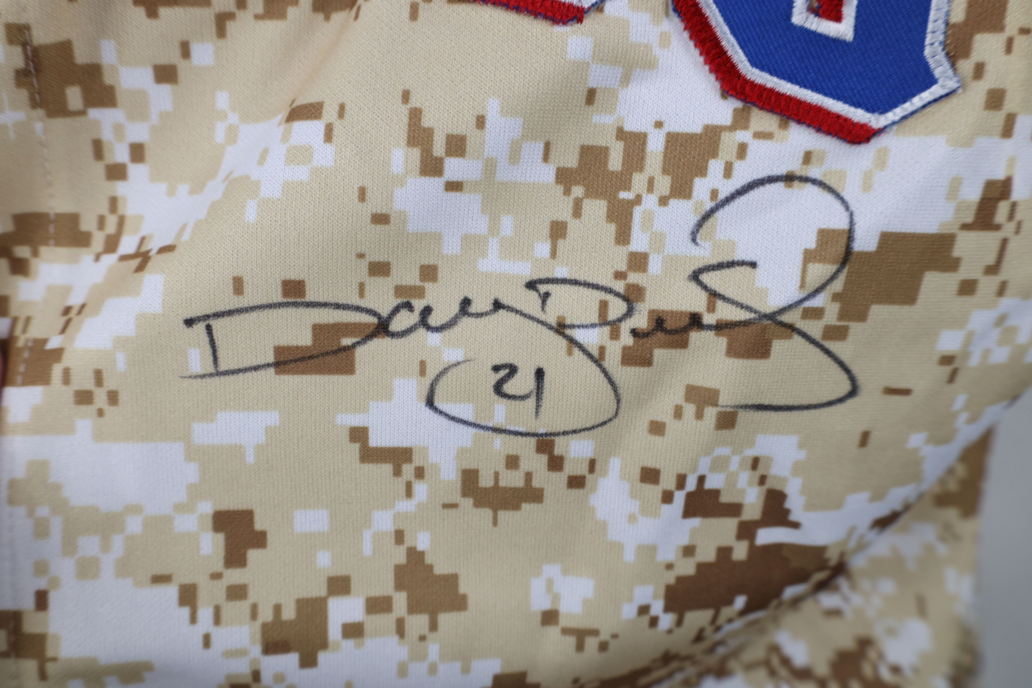 Vintage Autographed Round Rock Express Minor League Baseball Jersey Size US XXL / EU 58 / 5 - 6 Thumbnail