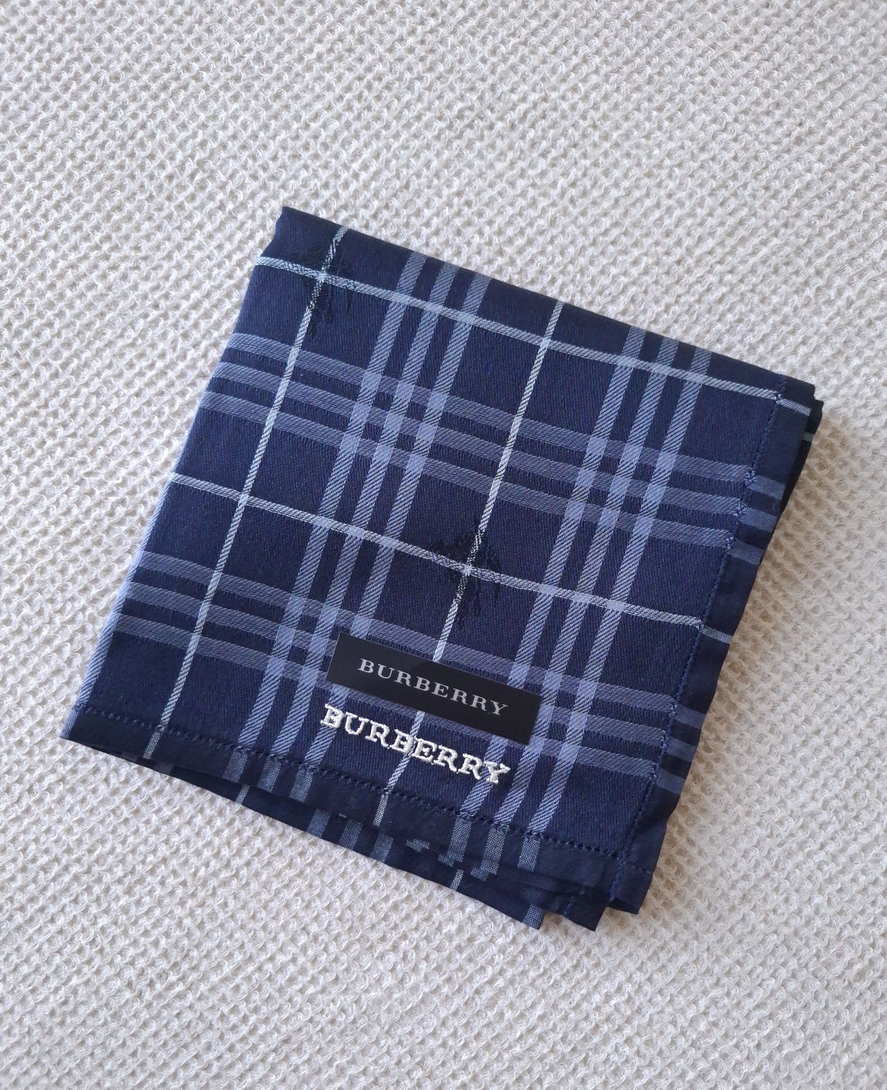 Burberry × Vintage NEW Burberry bandana handkerchief Navy Blue Nova Check Size ONE SIZE - 1 Thumbnail