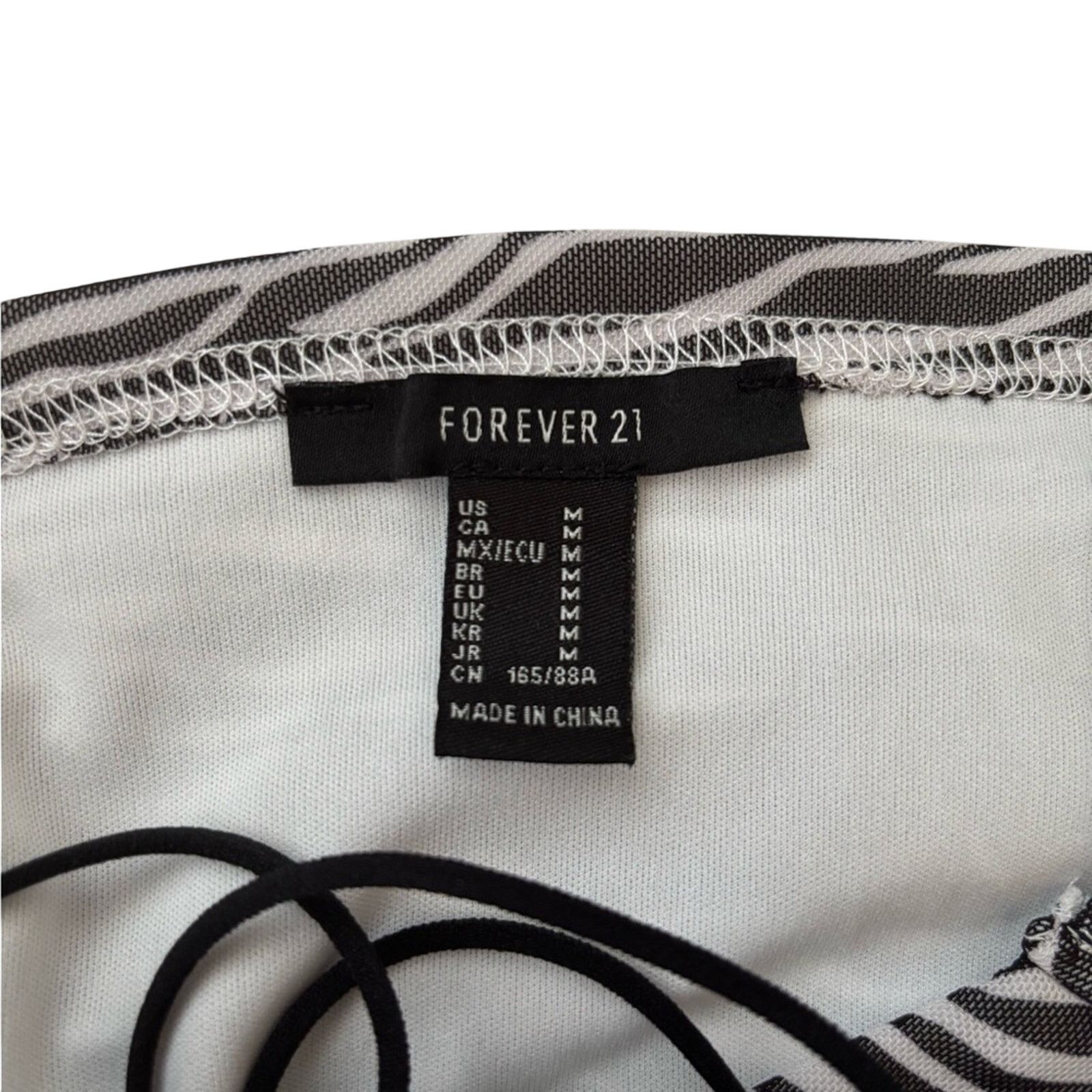 Forever 21 Forever 21 Black/White Zebra Mini Dress - Medium Size M / US 6-8 / IT 42-44 - 5 Thumbnail