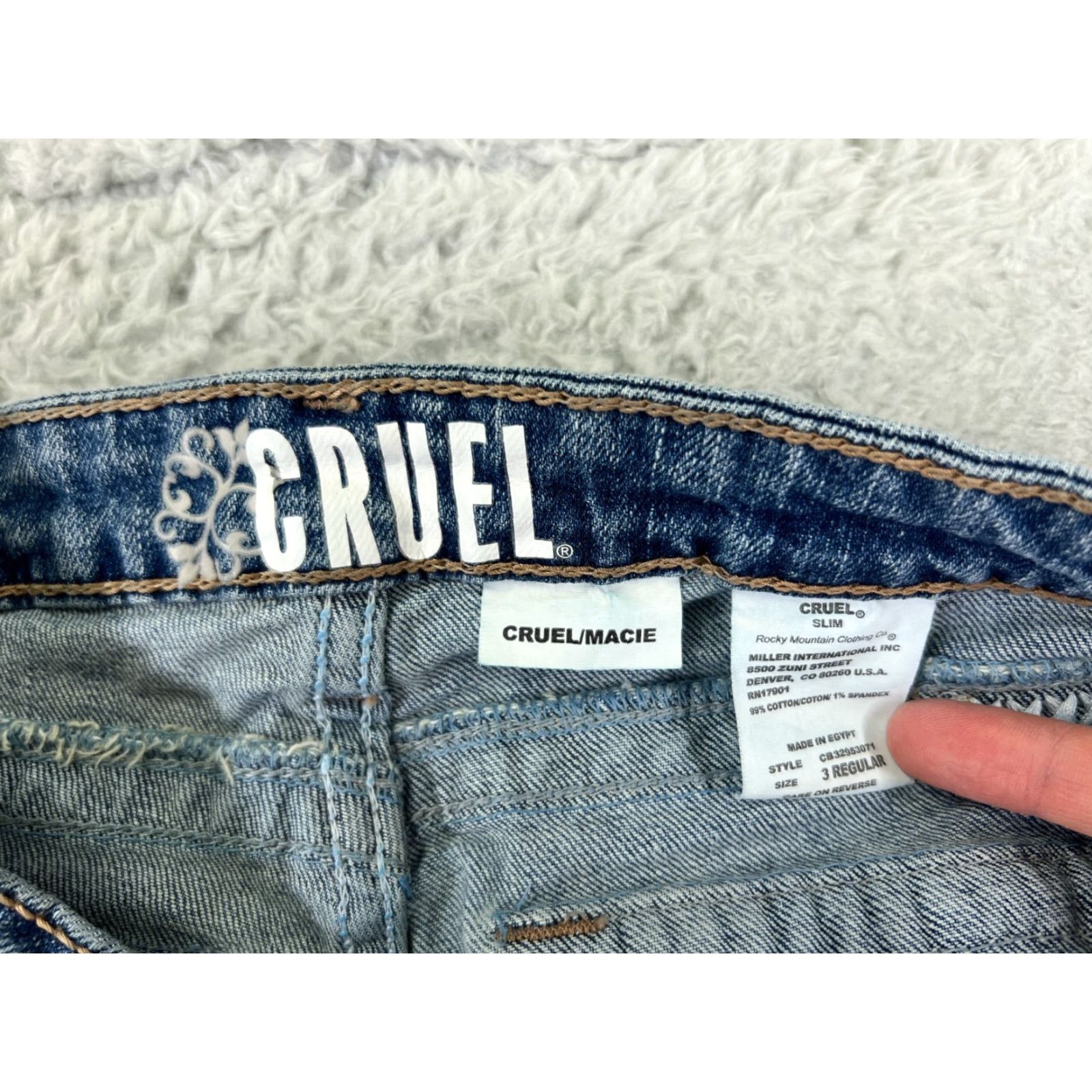 Vintage Cruel Girl Jeans Womens 3 Blue Denim Flared Slim Low Rise 27x31 Distressed 5-Pocket Cotton Blend Machine Washable Size 26" / US 2 / IT 38 - 6 Thumbnail