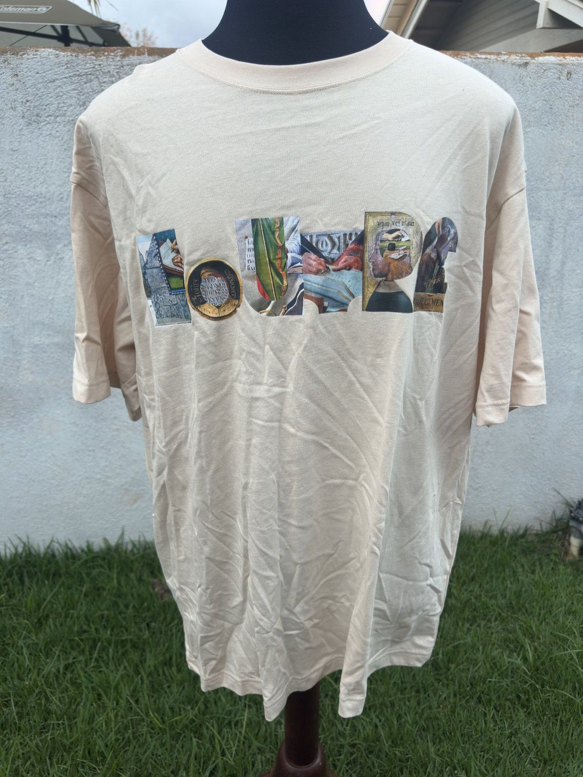 Uniqlo New Uniqlo T-shirts Louvre Beige Men's XL Size US XL / EU 56 / 4 - 1 Thumbnail