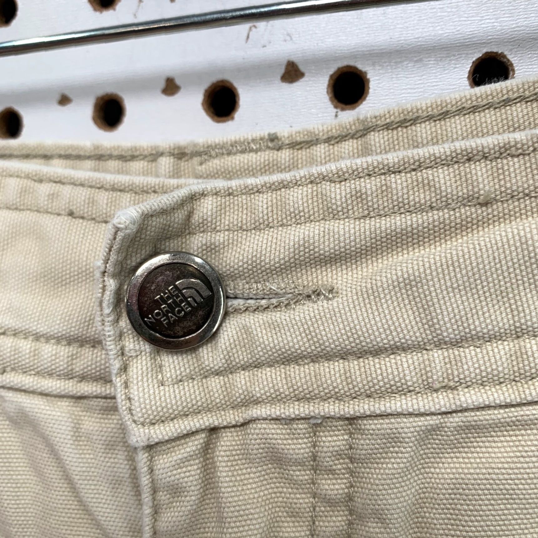 The North Face The North Face Cargo Shorts Mens 38 Beige Canvas Outdoor Utility 38x10 Cargo Pockets Mens Beige Cotton Regular Summer Outdoor Pants Size US 38 / EU 54 - 7 Thumbnail