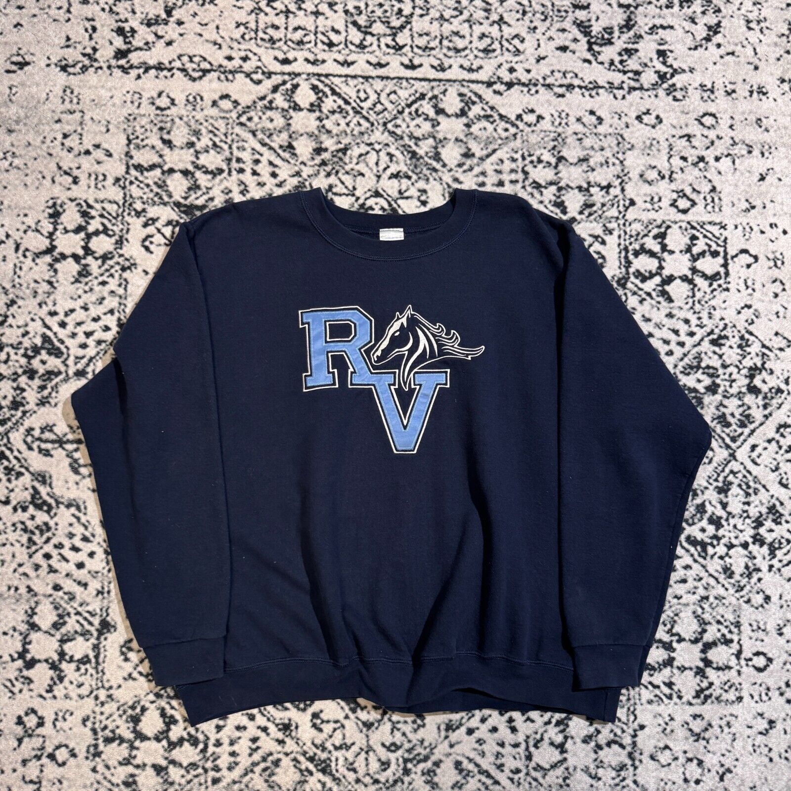 Gildan × Vintage Vintage Gildan Navy Cotton Crewneck Size L Y2K 90s Horse Size US L / EU 52-54 / 3 - 1 Thumbnail