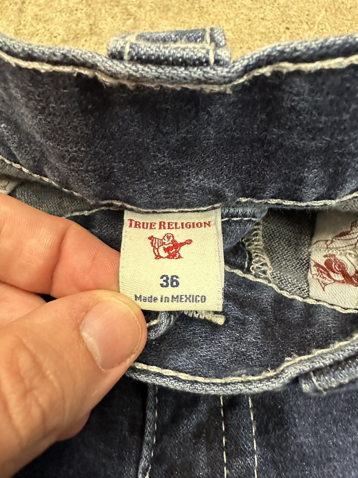 True Religion Vintage True Religion Dark Wash Denim Shorts Size 38 Size US 38 / EU 54 - 3 Thumbnail