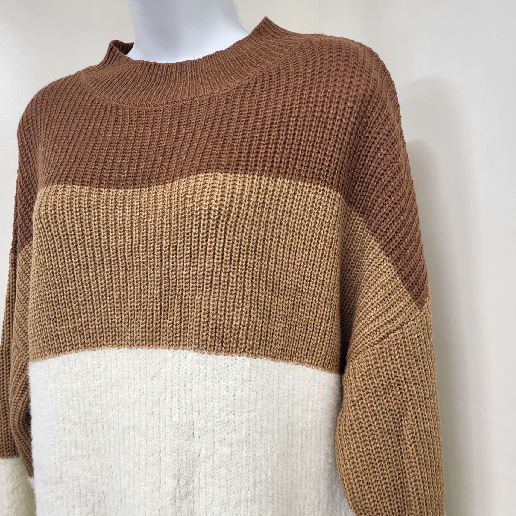 Shein Shein Sweater Women's Medium Brown/Tan Cream Long Sleeve Knit Autumn Fall Bohemian Colorful Classic Pullover Knit Size M / US 6-8 / IT 42-44 - 5 Thumbnail