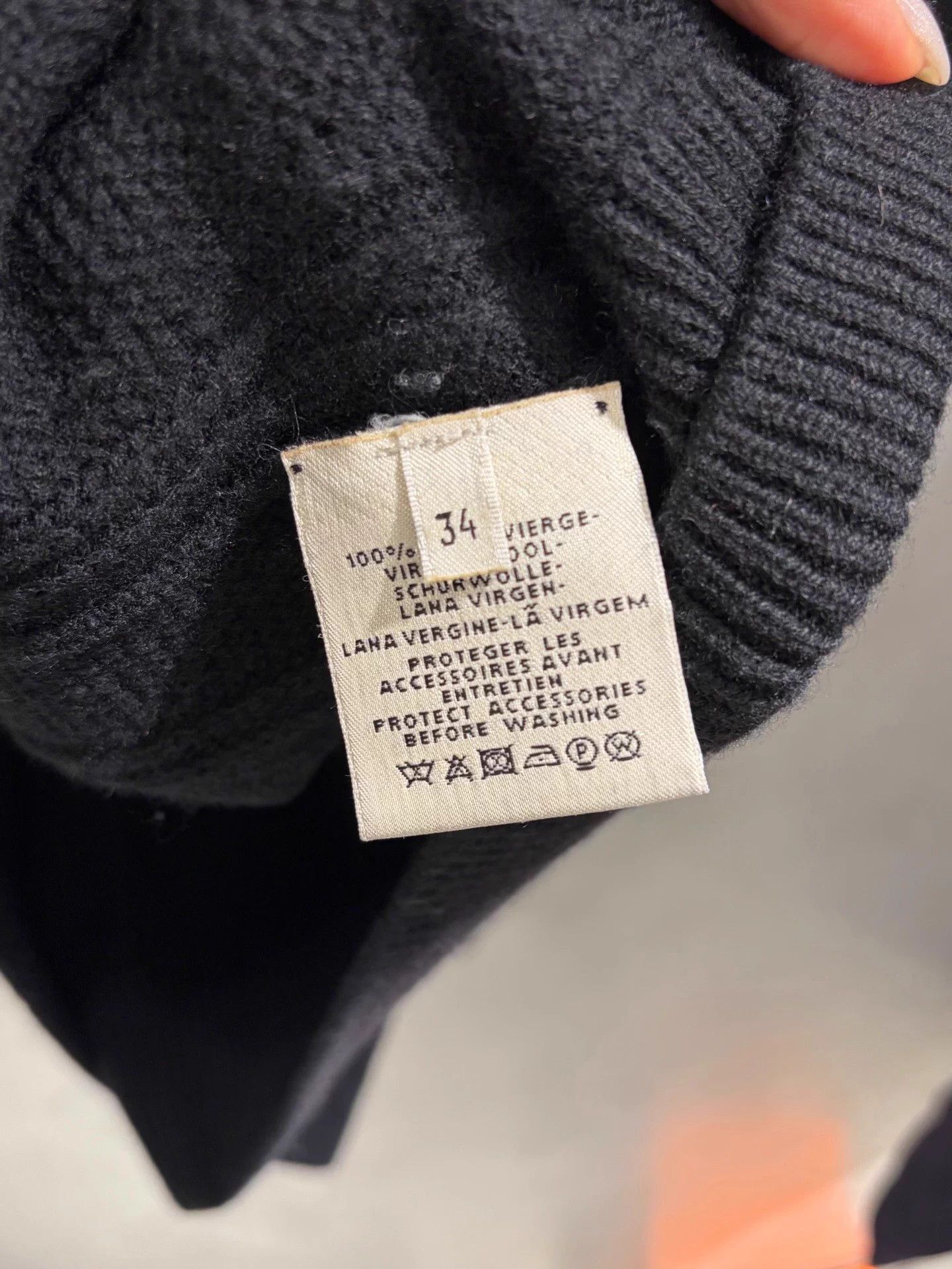 Hermes Hermes Black Wool Embossed H Hooded Sweater 34 Size XS / US 0-2 / IT 36-38 - 4 Thumbnail