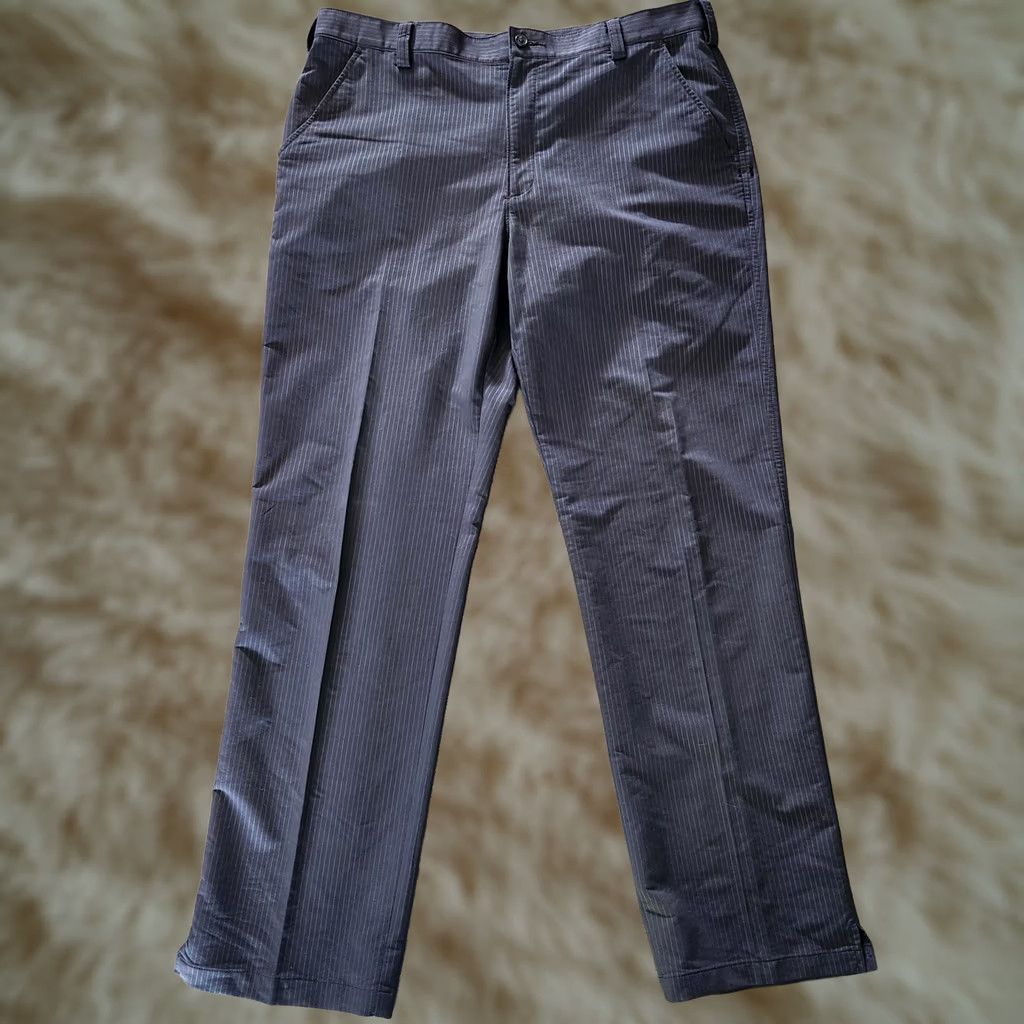 Under Armour Under Armour Bentgrass Tech Pants Mens 36x32 Black Pinstripe Stretch Golf Pants Regular Men Black Pinstripe Stretch Golf pants 36x32 Mens Size US 36 / EU 52 - 1 Thumbnail