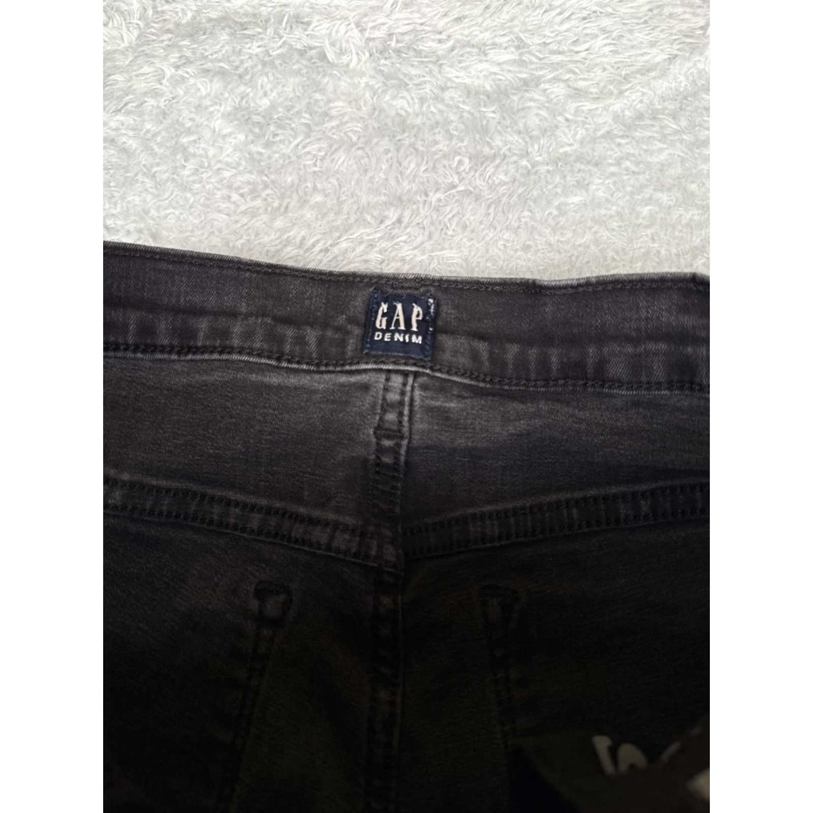 Gap Gap Jeans Womens Jeans 6 Black Denim 28x27 Mid Rise Skinny Stretch 5-Pocket City GAP 1969 Womens Clothing Size 28" / US 6 / IT 42 - 6 Thumbnail