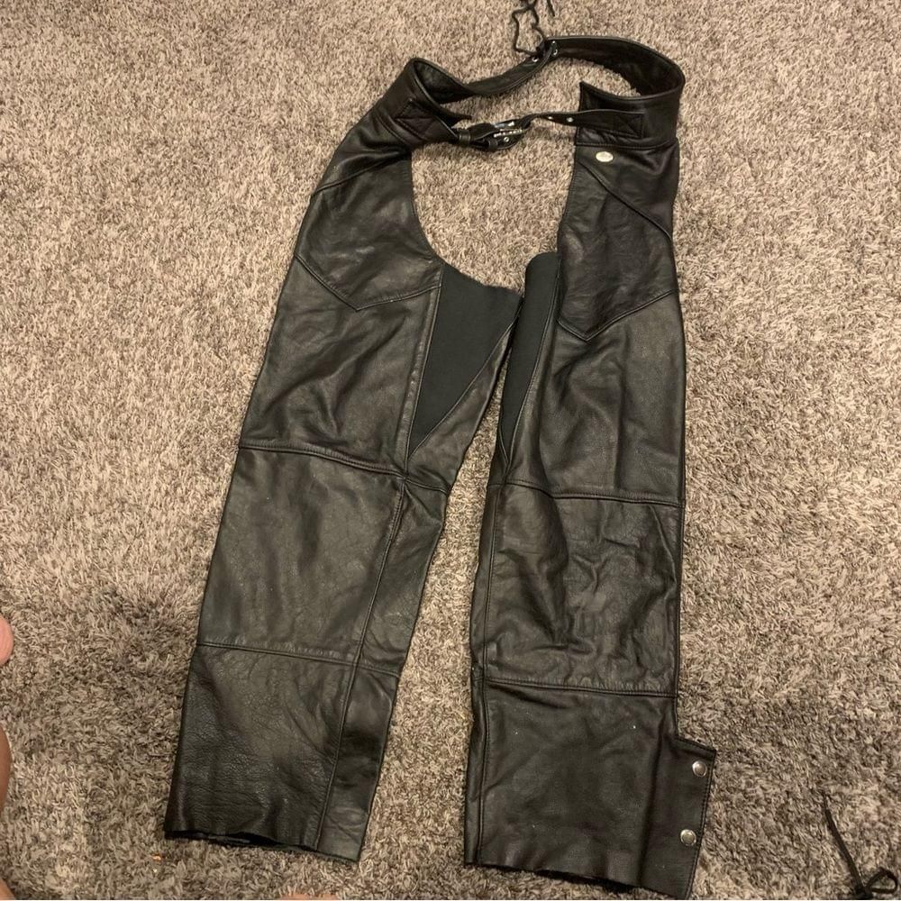 image of Men’S Harley Davidson Leather Chaps in Black, Men's (Size 42)
