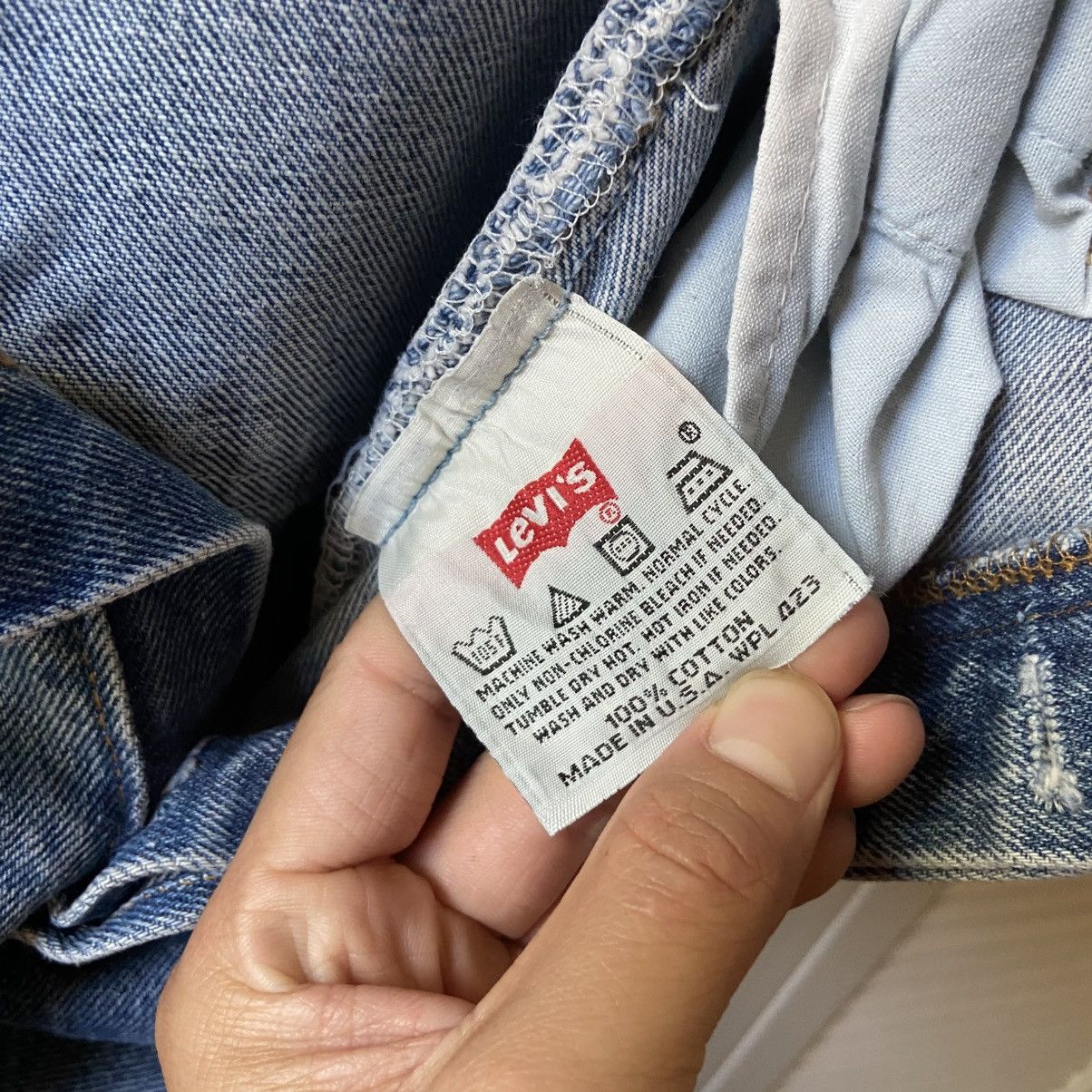 Levi's × Vintage Vintage Levi’s 501 Made in USA Blue Light Denim Jeans Pant Size US 31 - 5 Thumbnail
