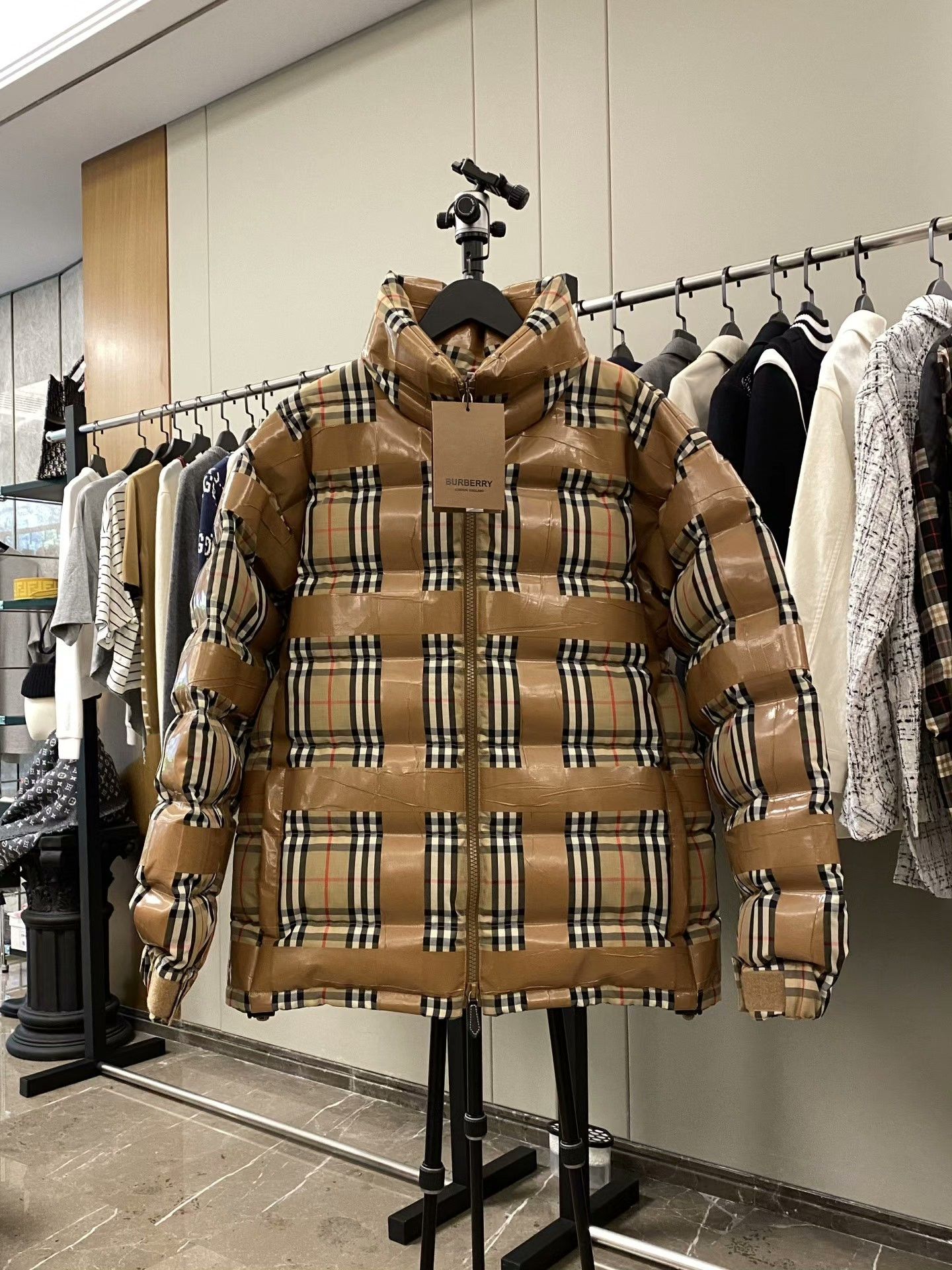Burberry Burberry Down Plaid Heavy Coat xs Men Size US XS / EU 42 / 0 - 1 Thumbnail